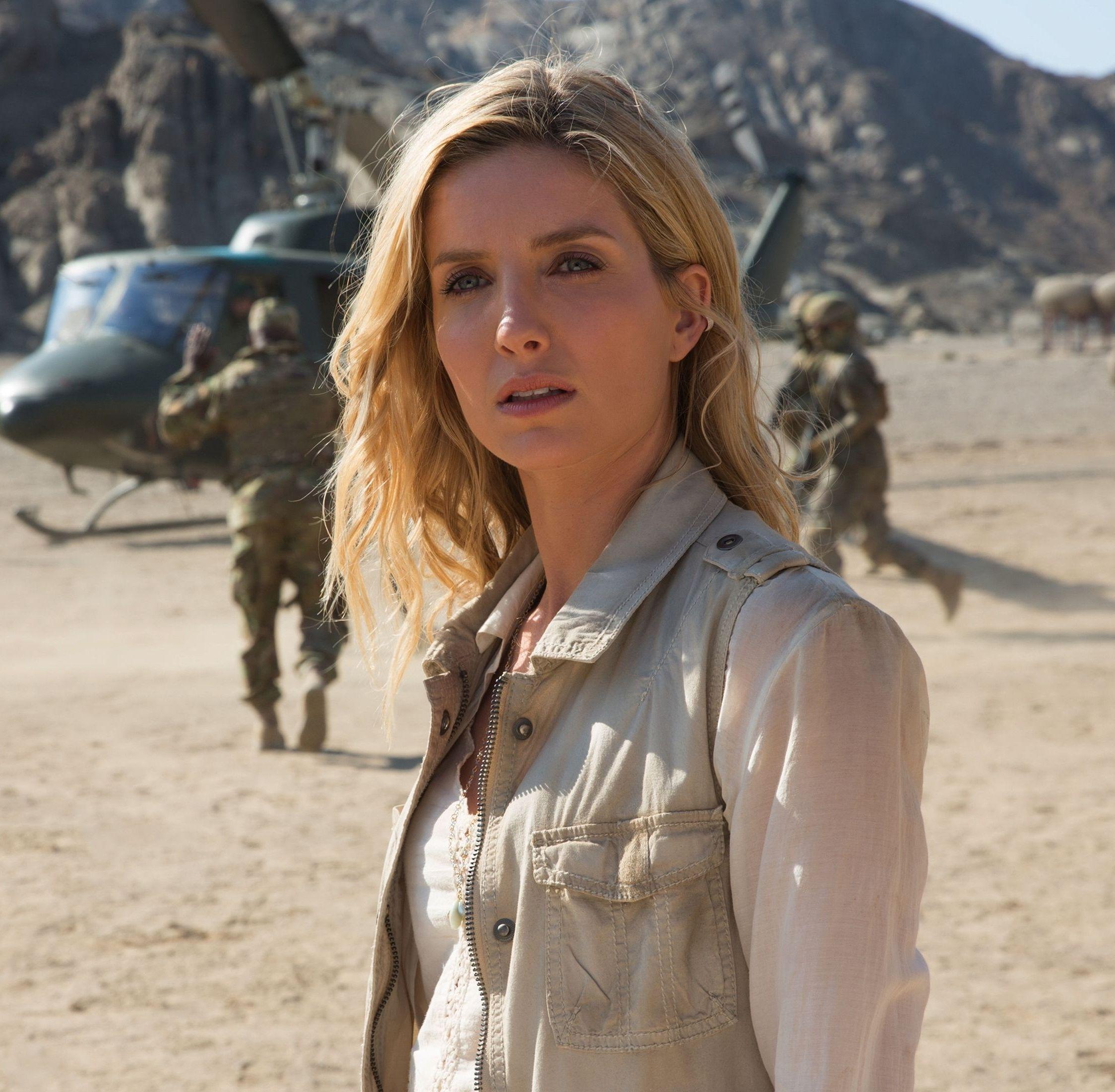 2248x2202 Download 2248x2248 wallpaper annabelle wallis, celebrity, ipad air