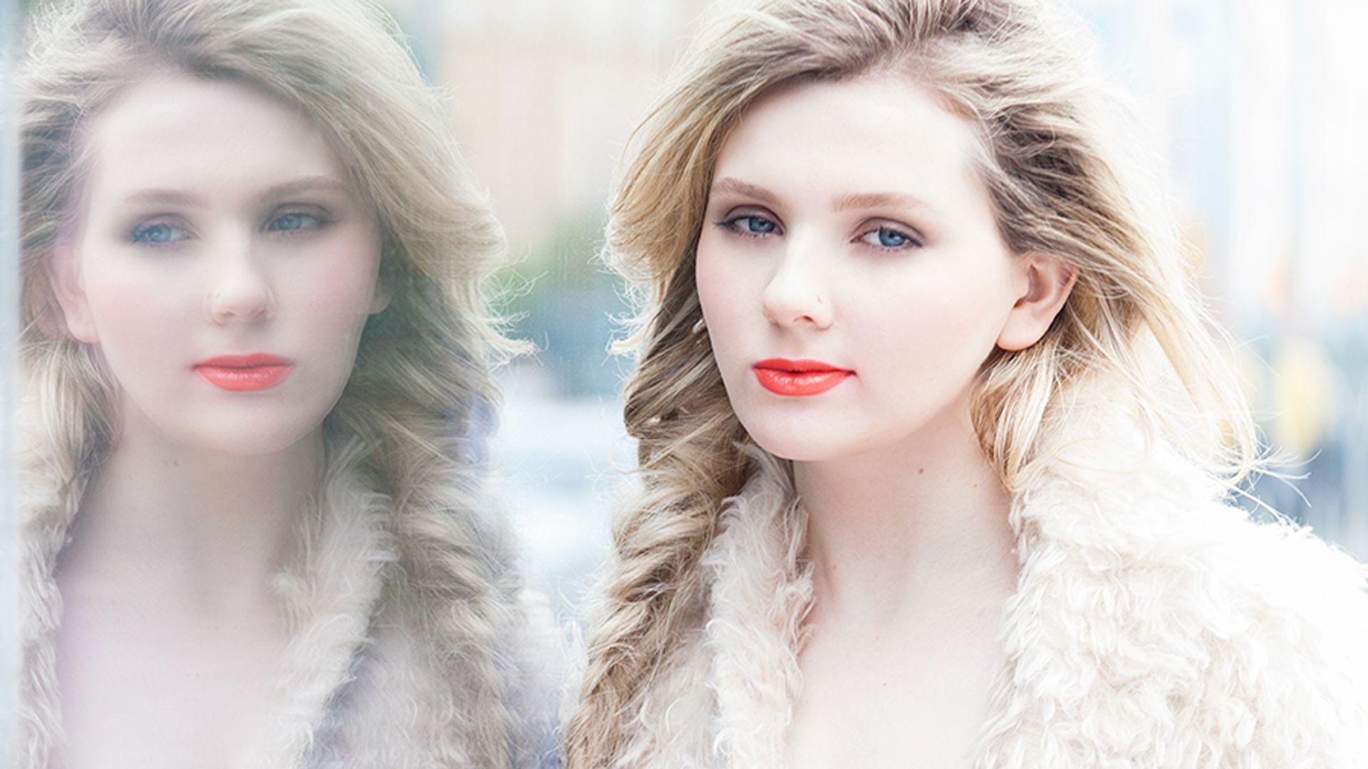 1920x1080 Abigail Breslin Pics