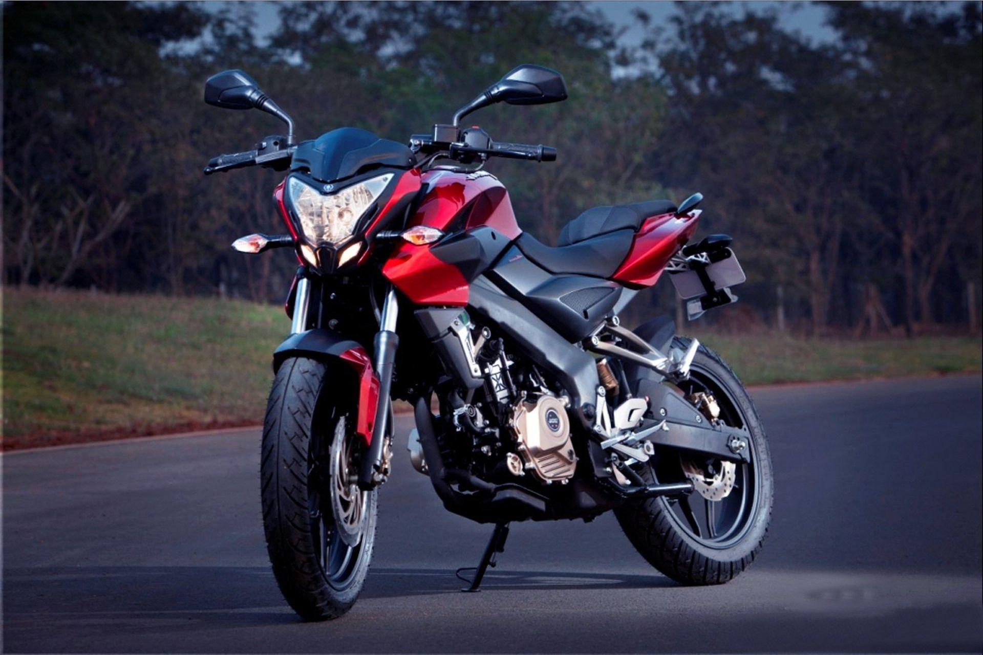 Bajaj Pulsar NS200 Wallpapers - Top Free Bajaj Pulsar NS200 Backgrounds ...