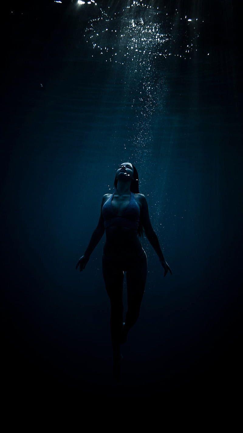 800x1422 Under the ocean, bubbles, girl, nature, swimming, water, HD phone wallpaper