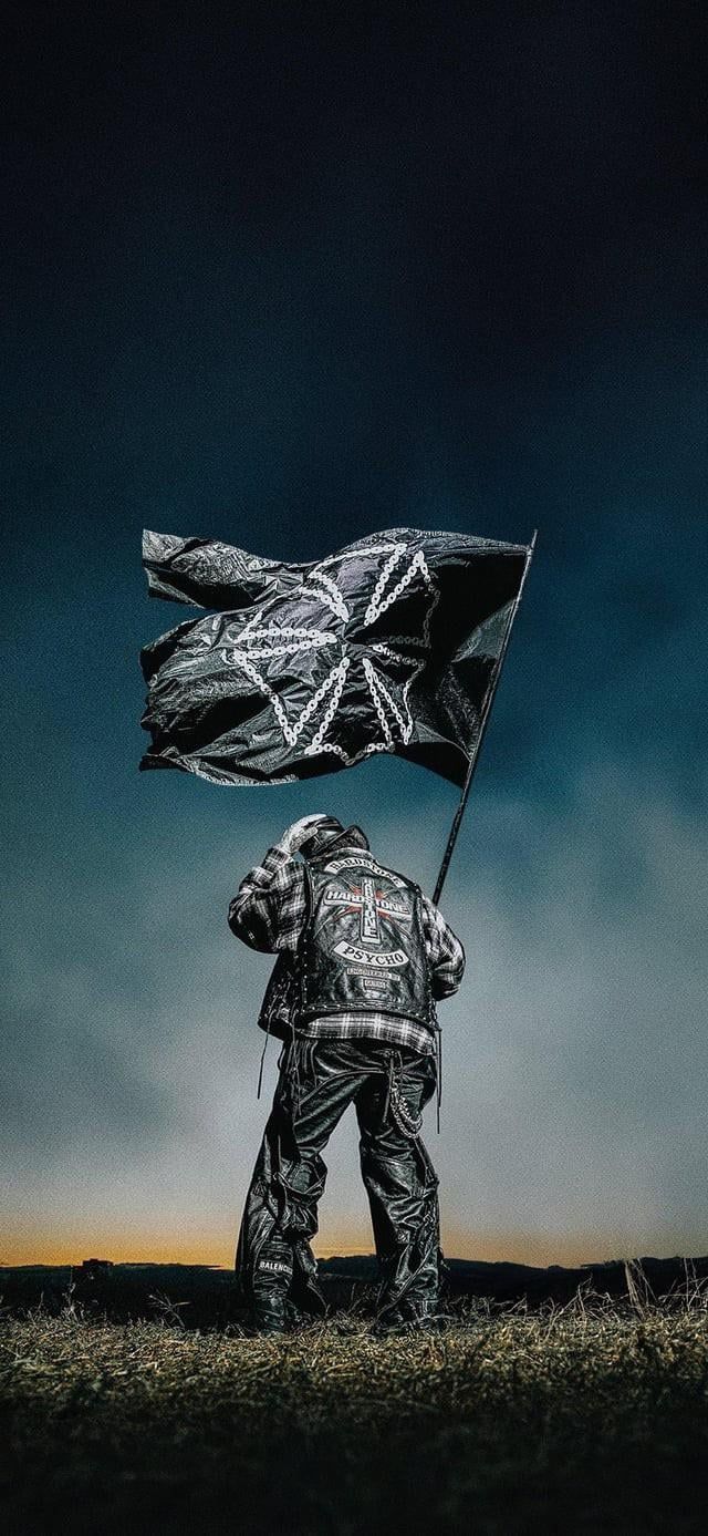640x1387 A pair of HARDSTONE PSYCHO wallpaper that I made