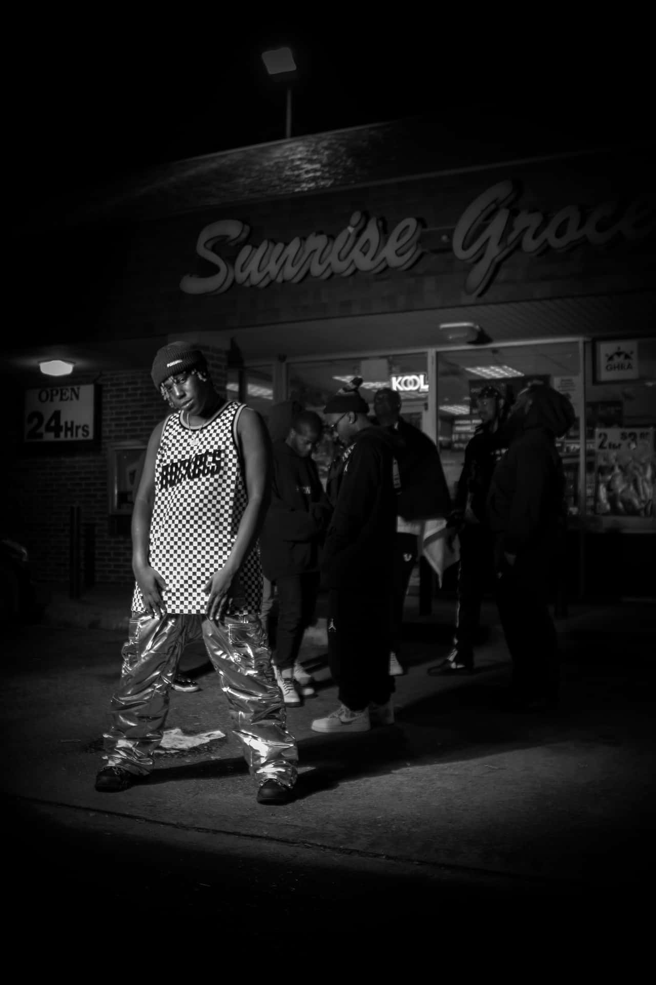 1280x1920 Download A portrait of rapper Don Toliver Wallpaper