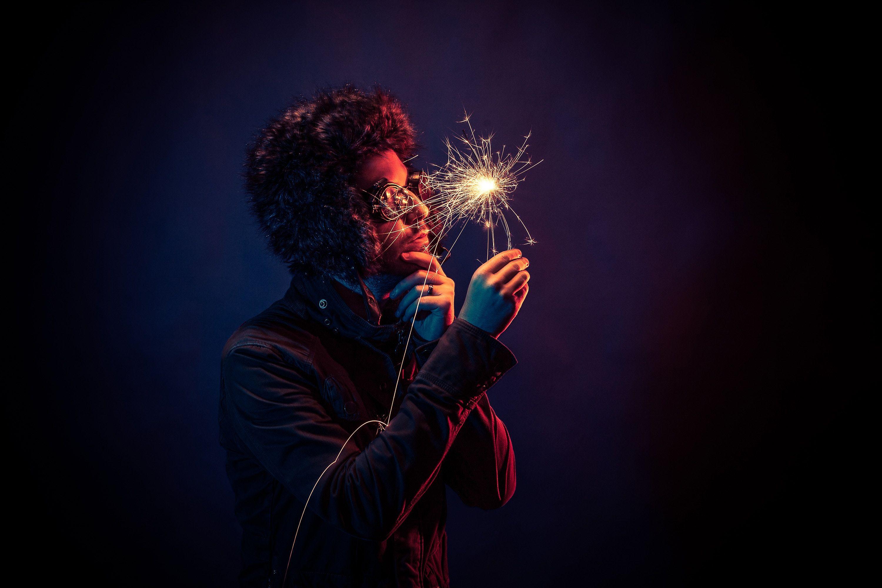 3000x2000 3000x2000 #backlit, #male, #sparkler, #sparkle, #Free