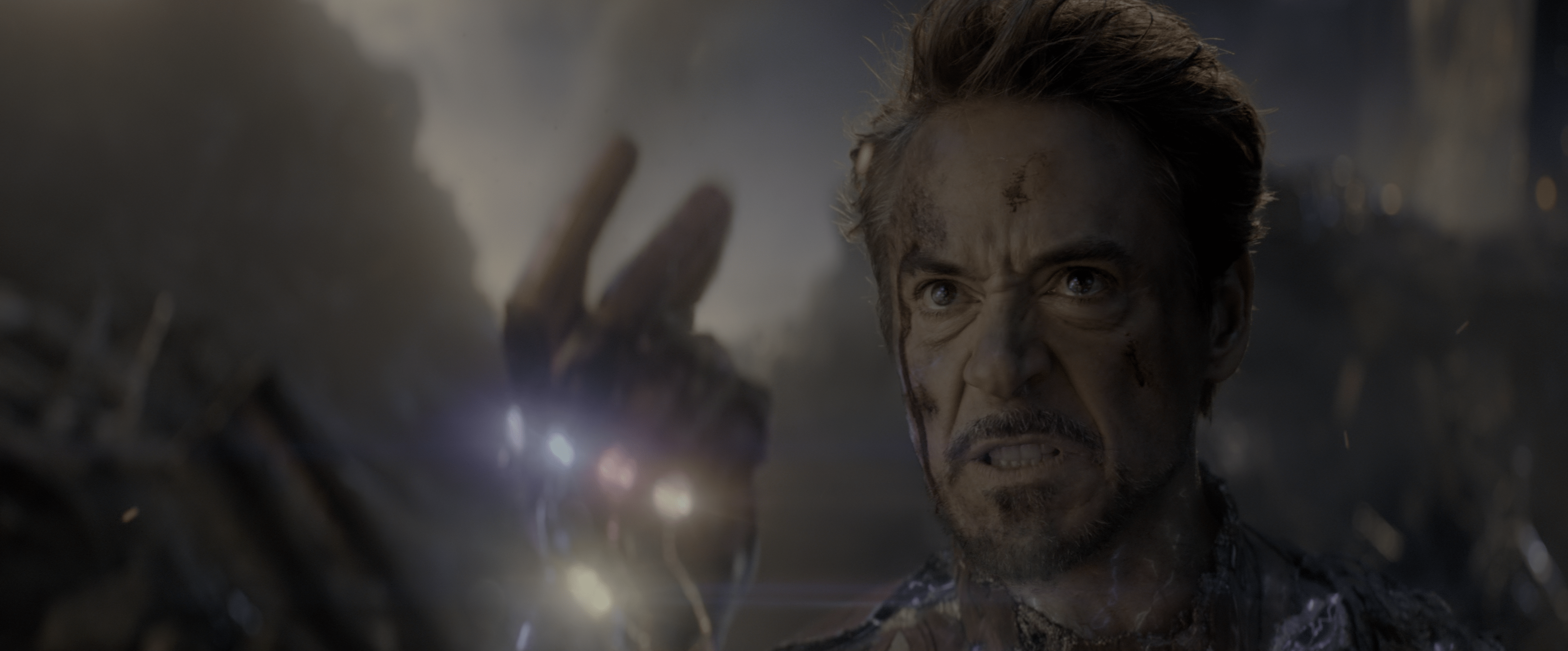 3840x1594 Avengers Endgame Wallpaper Iron Man and Thanos final battle