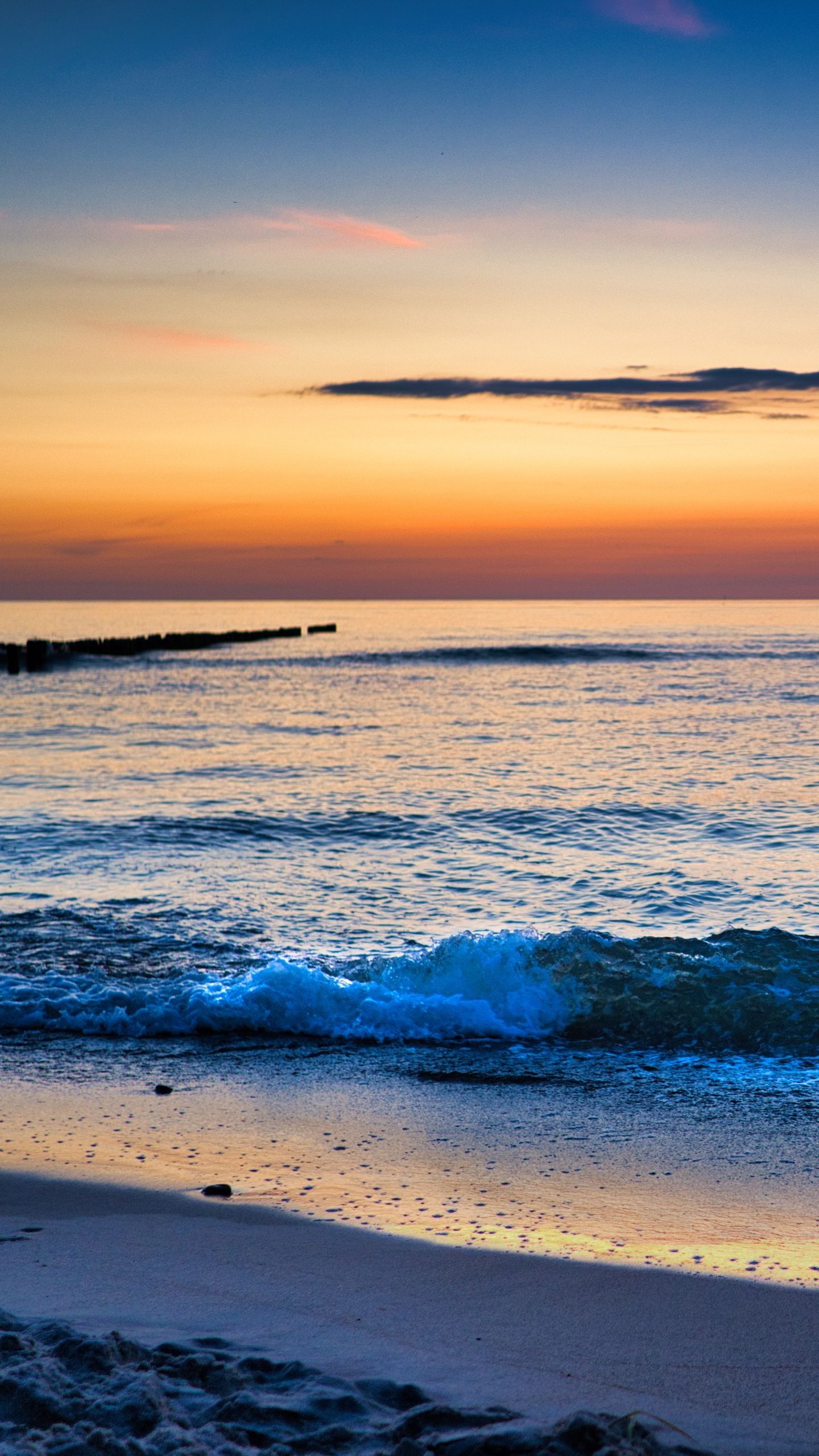 1440x2560 Sea Waves Beach Sand Coast Sky Sunset Nature Wallpaper Silhouette Background 4K HD Nature Wallpaper
