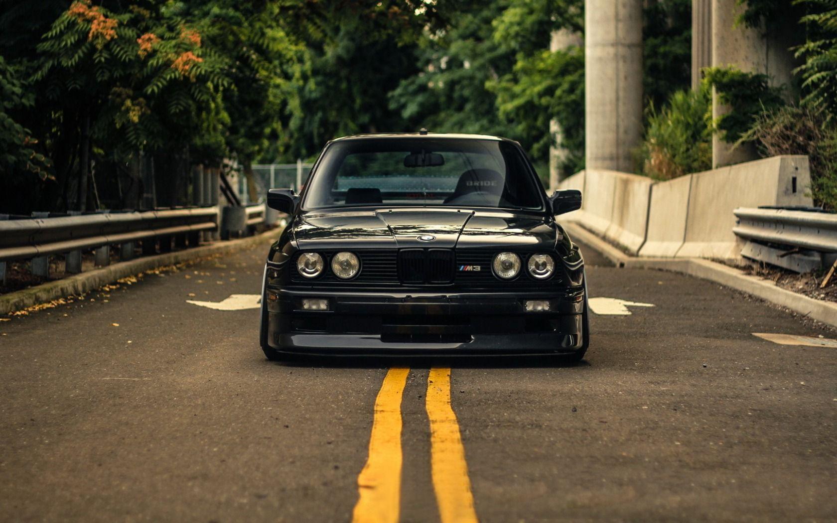 1680x1050 BMW E30 M3 Wallpaper