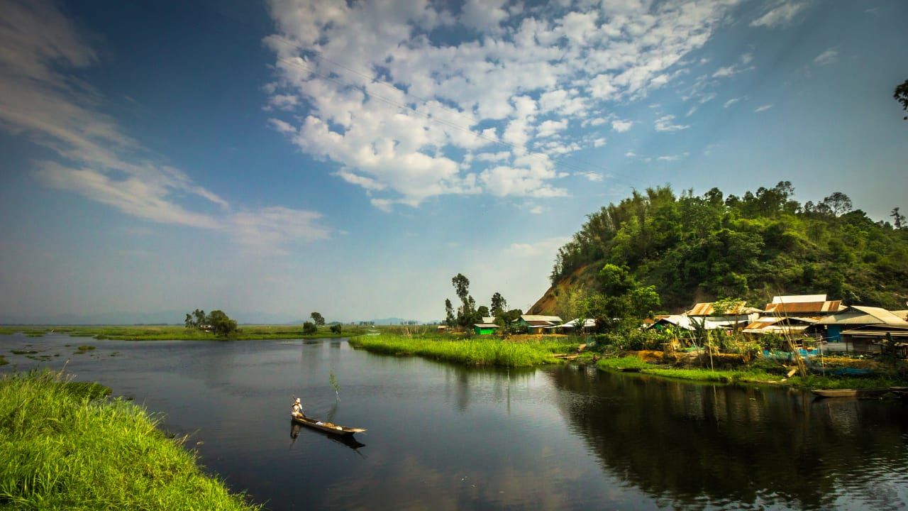 1280x720 Loktak Lake, Manipur: The World's Only Floating Lake You Must Visit