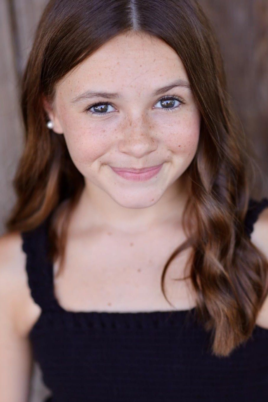 908x1362 Cailey Fleming Image