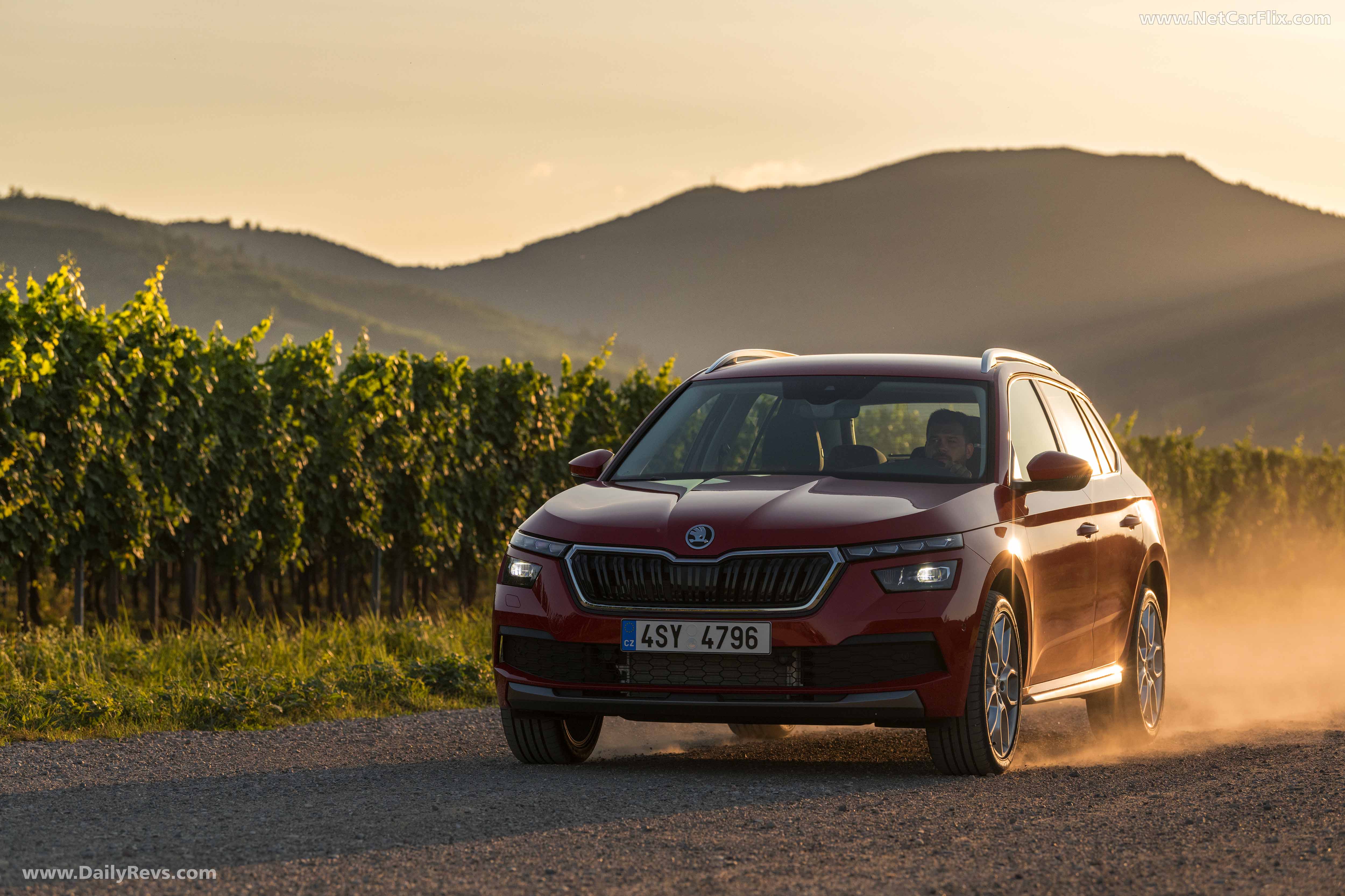 5000x3333 Skoda Kamiq HD Photo, Videos, Specs, Features & Price