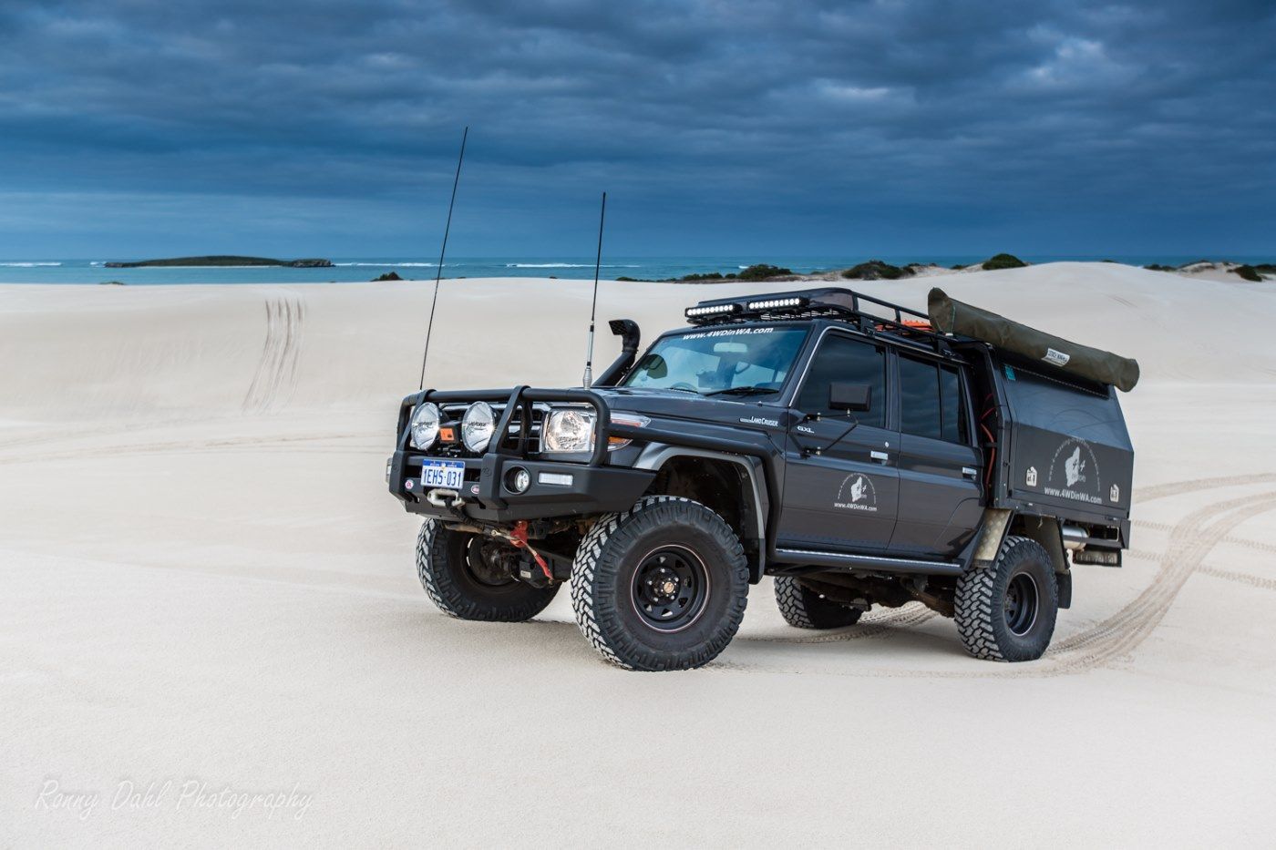 1400x933 series Landcruiser V8 Turbo Diesel Dual cab Ute Review