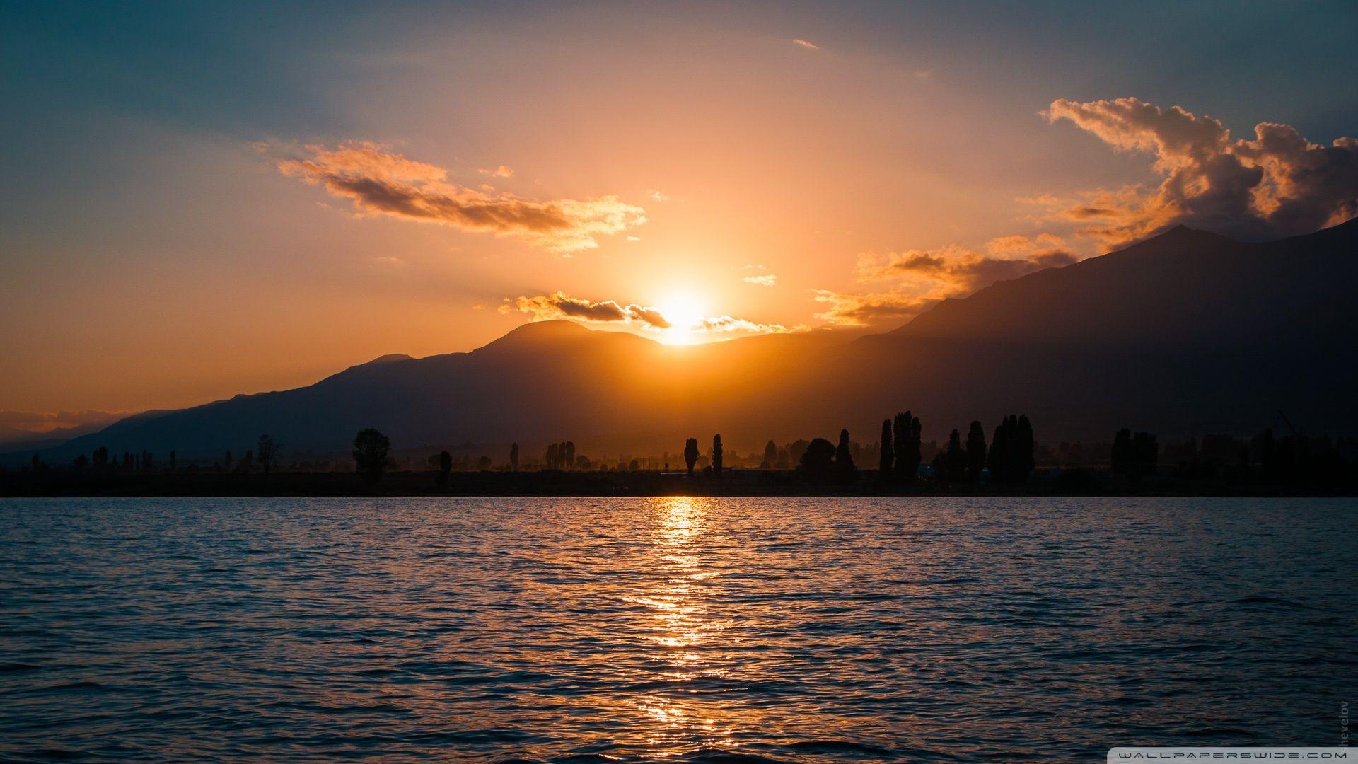 1920x1080 Sunset, Issyk Kul Lake, Kyrgyzstan Ultra HD Desktop Background
