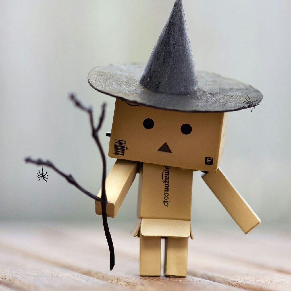 1024x1024 amazon Robot Hat iPad Wallpaper and iPad 2 Wallpaper