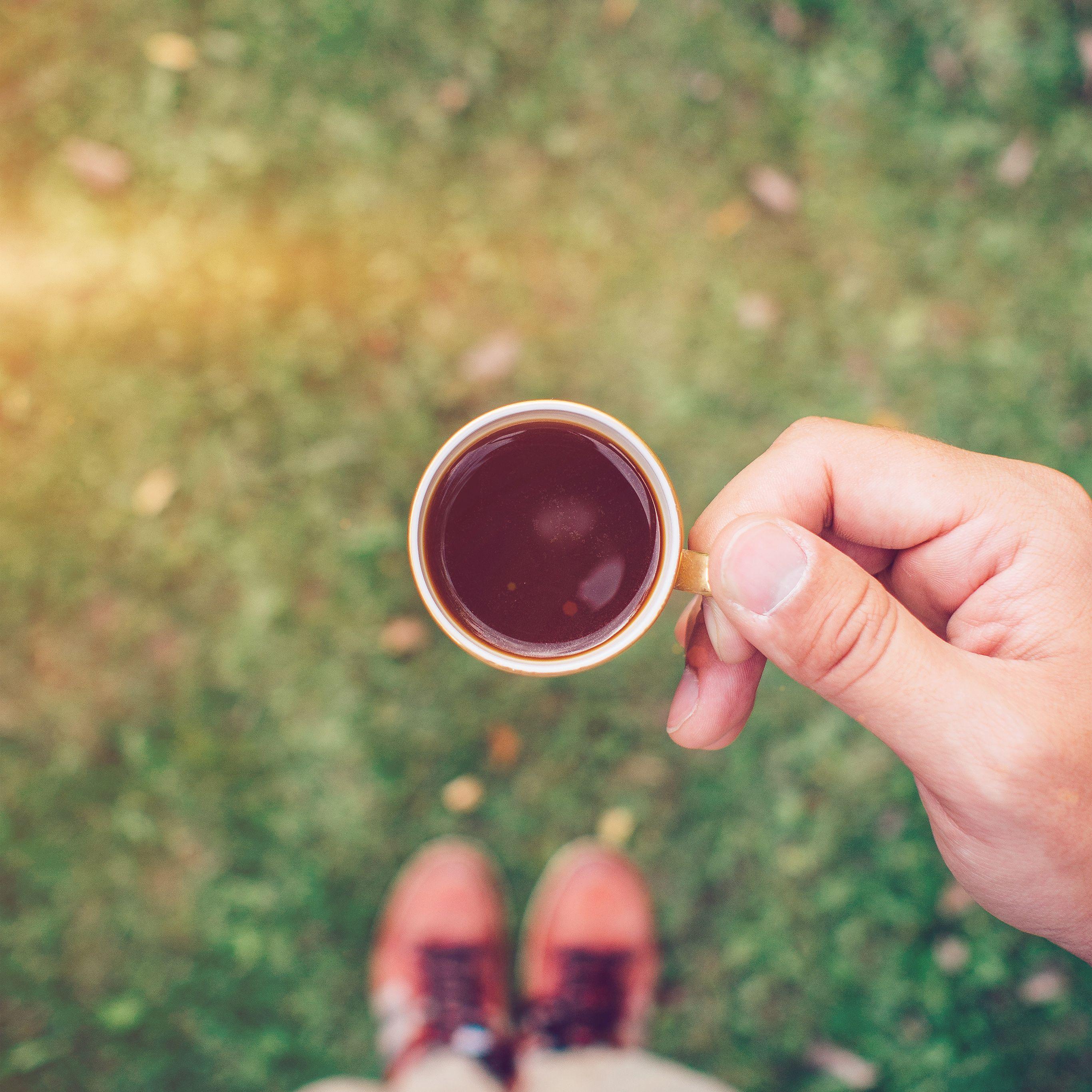 2732x2732 Food Cup Coffee Nature Man Espresso Green Flare Wallpaper