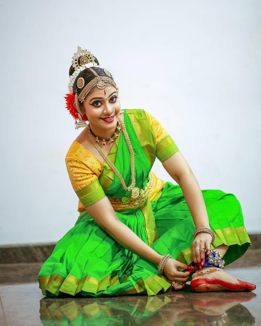 Classical Dance Wallpapers Top Free Classical Dance Backgrounds Wallpaperaccess