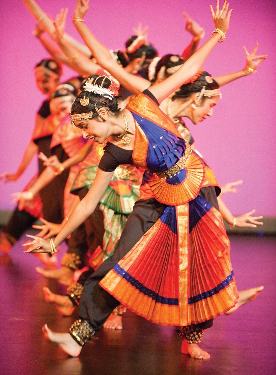 Classical Dance Wallpapers Top Free Classical Dance Backgrounds Wallpaperaccess 2360