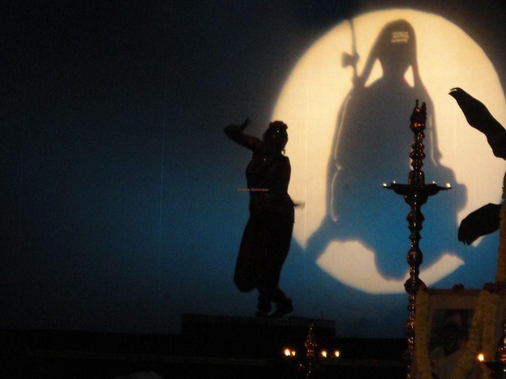 1024x768 Divine Background. Catholic Divine
