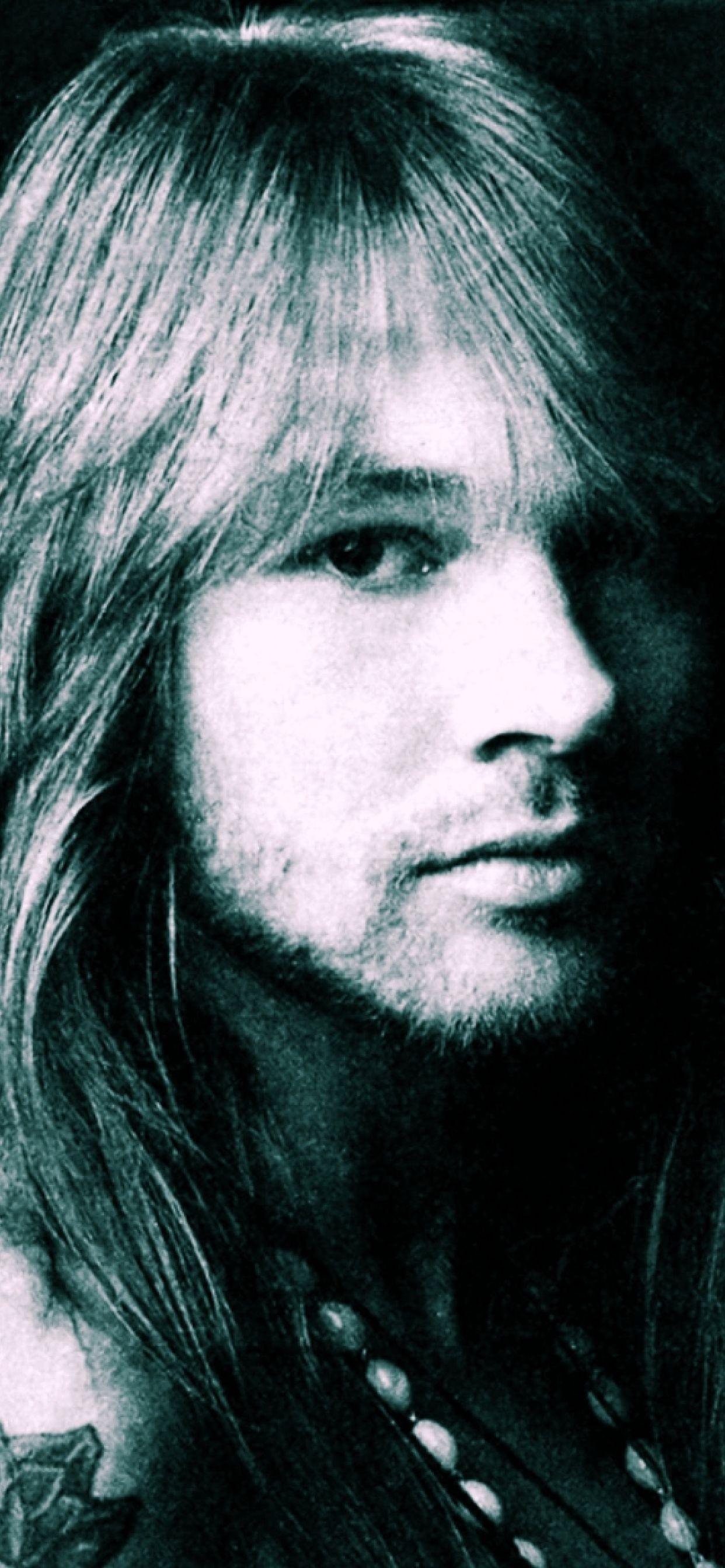 1242x2688 axl rose, singer, death iPhone XS MAX Wallpaper, HD Man