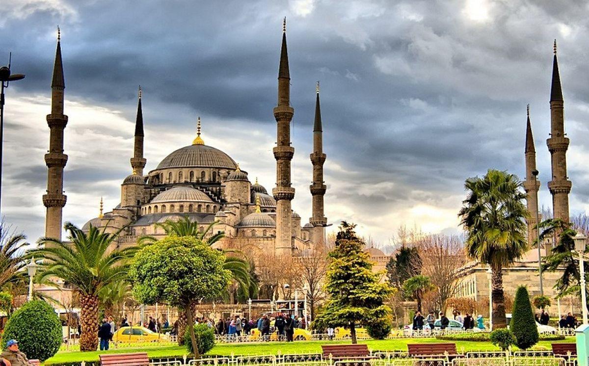 1200x746 Blue mosque and hagia sophia