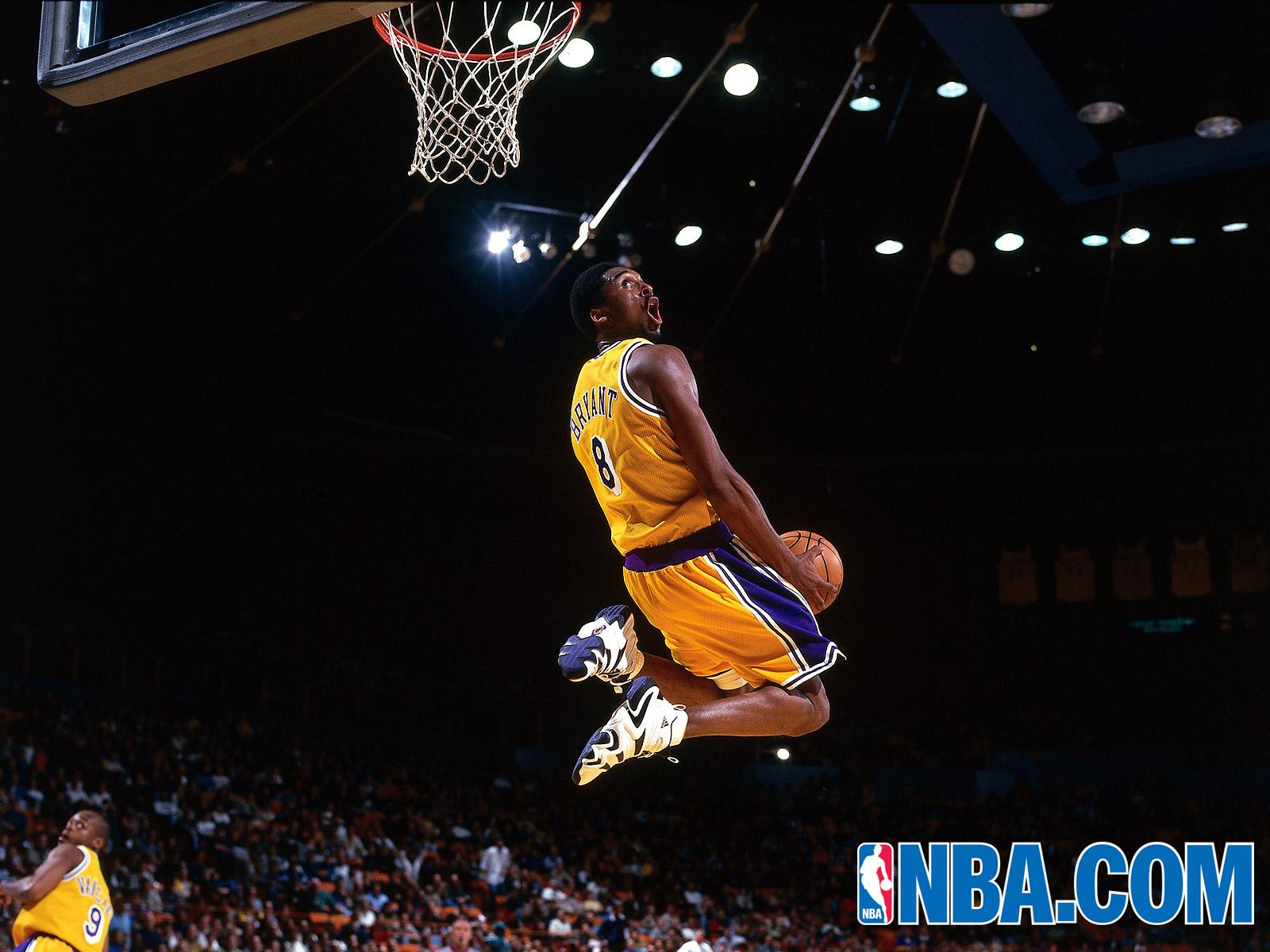 1600x1200 NBA Dunking Wallpaper