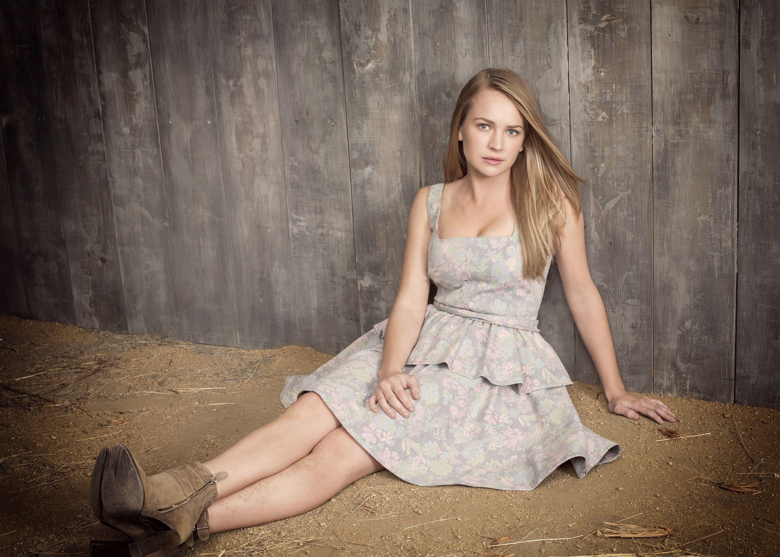 3000x2143 Britt Robertson HD Celebrities, 4k Wallpaper, Image