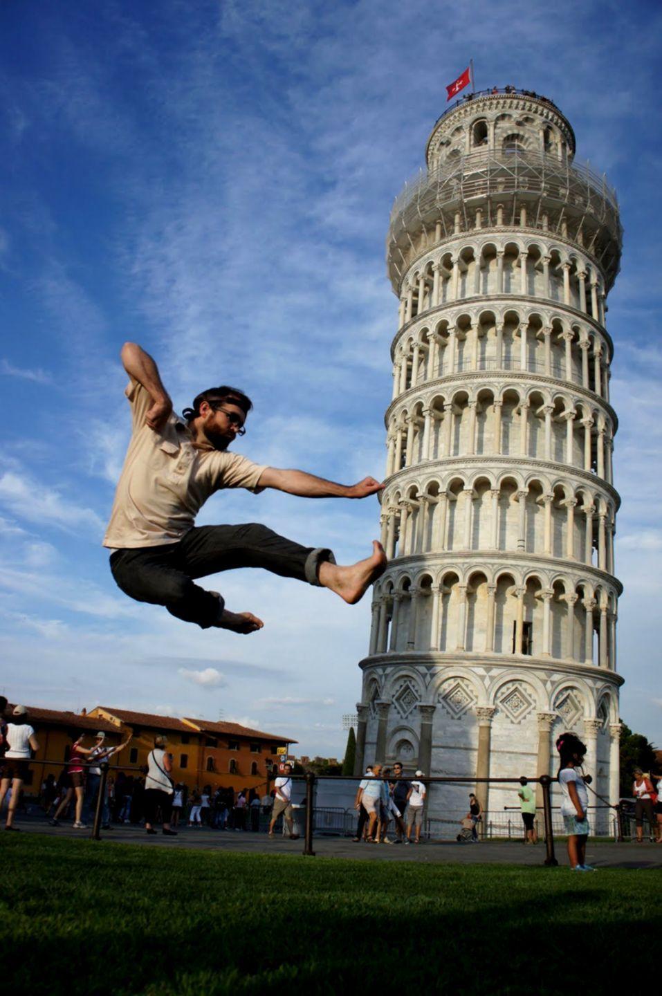 957x1440 Tower Pisa Place Wallpaper