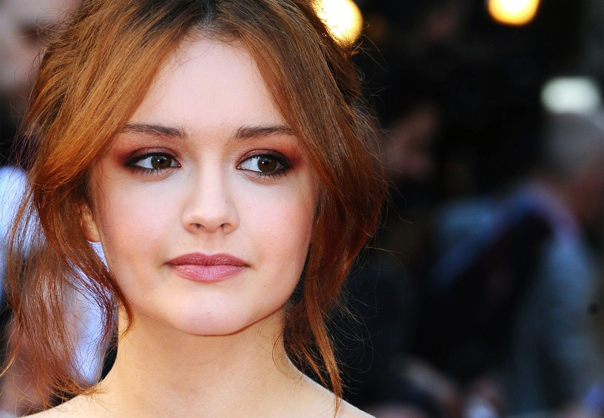 1920x1330 Olivia Cooke HD Wallpaper for desktop download
