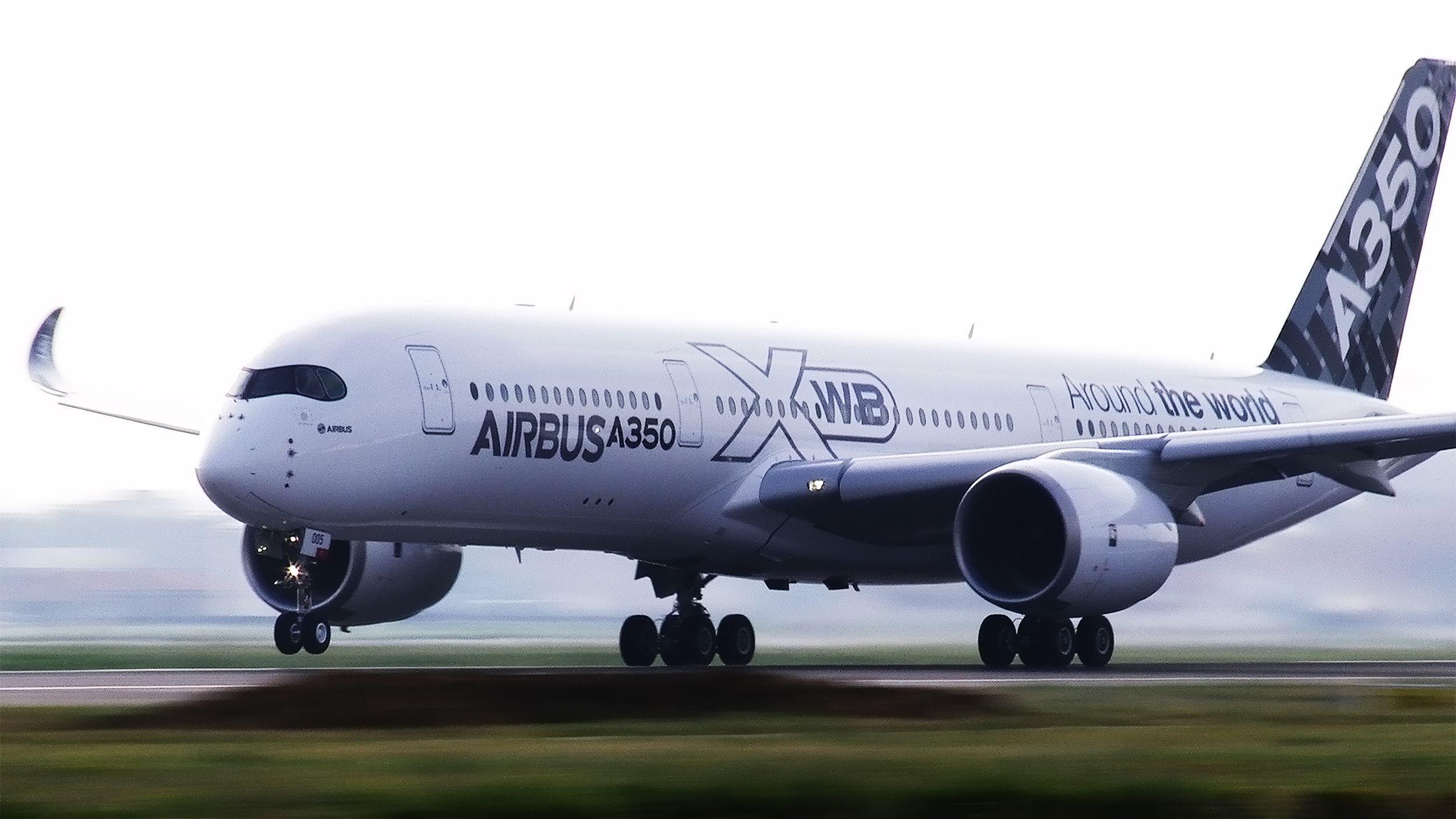 Airbus A350 Pictures  Download Free Images on Unsplash