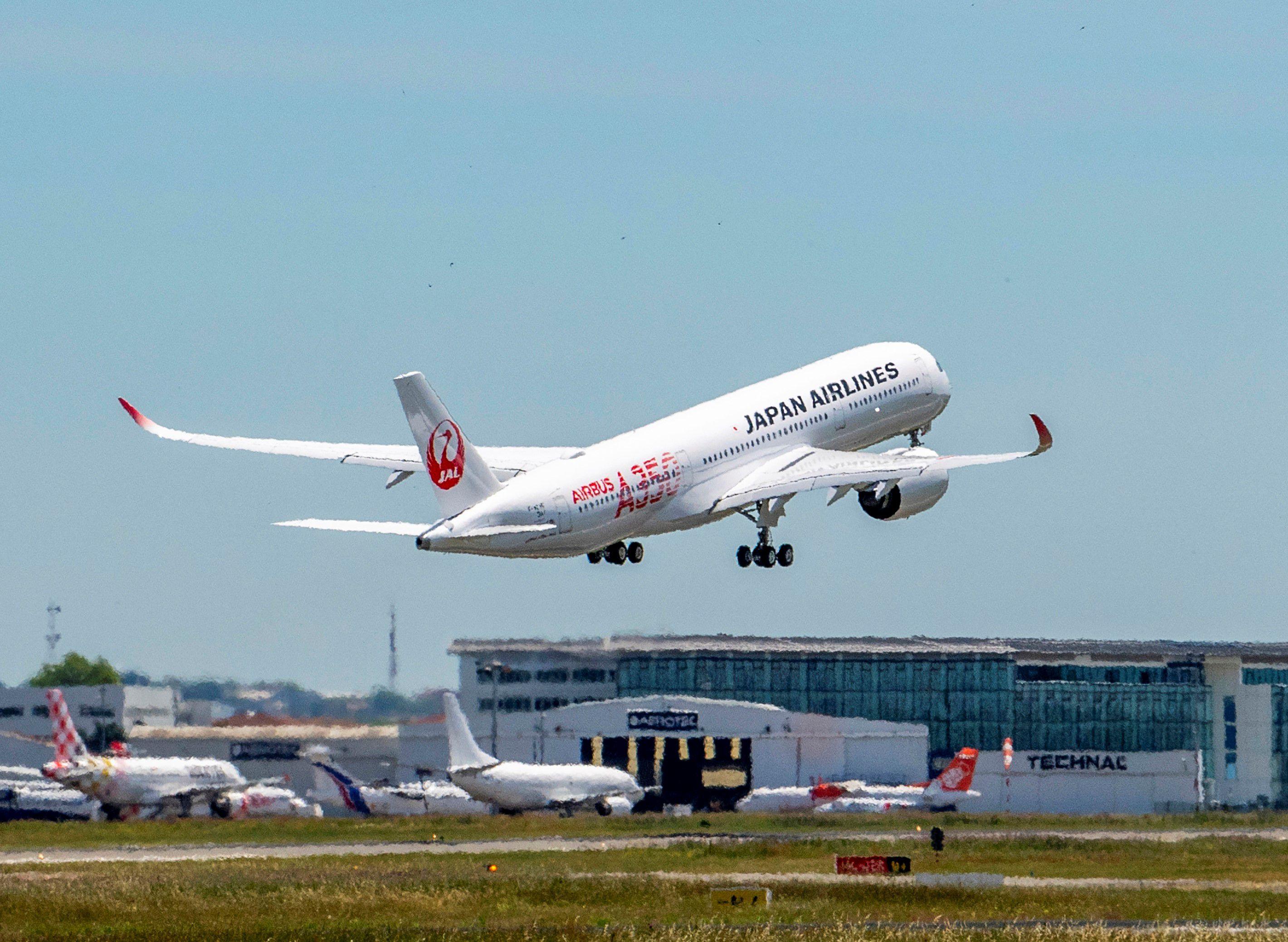 Airbus a350 wallpapers top free airbus a350 backgrounds wallpaperaccess