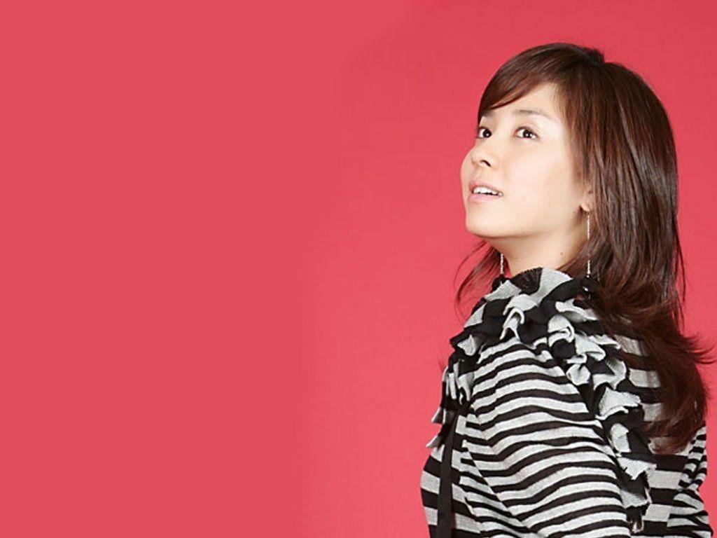 1024x768 Song Ji Hyo Wallpaper