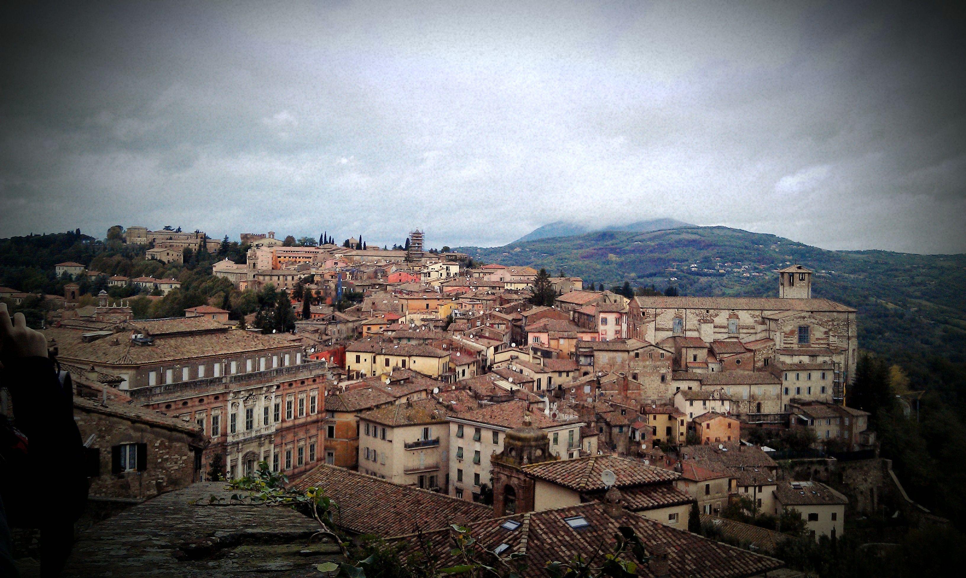 3264x1952 Perugia Wallpaper. Perugia Wallpaper