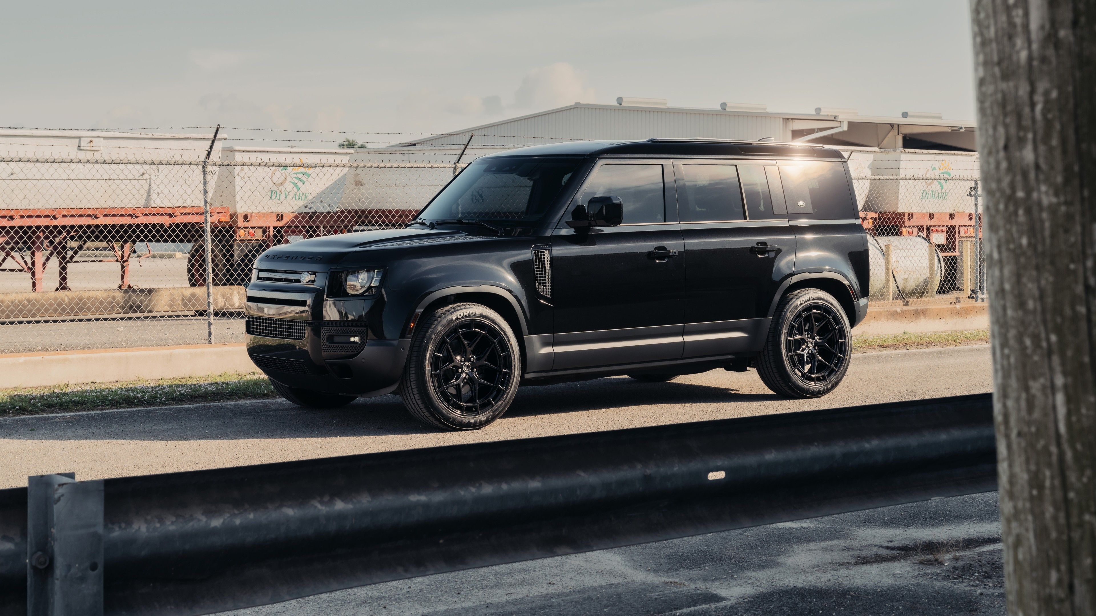 3840x2160 Black Land Rover Defender 8K Wallpaper Car Wallpaper