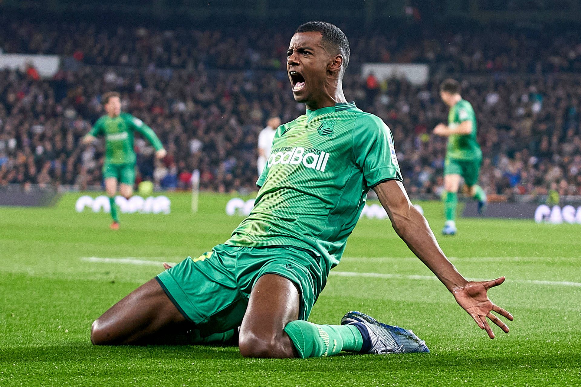 1920x1280 Download Alexander Isak Kneeling And Screaming Wallpaper