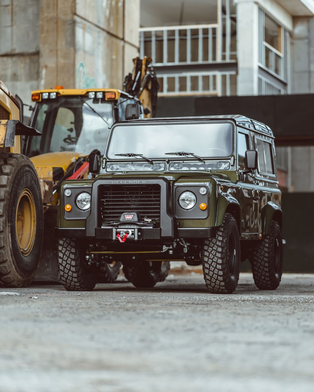 1080x1350 Land Rover 90 Build
