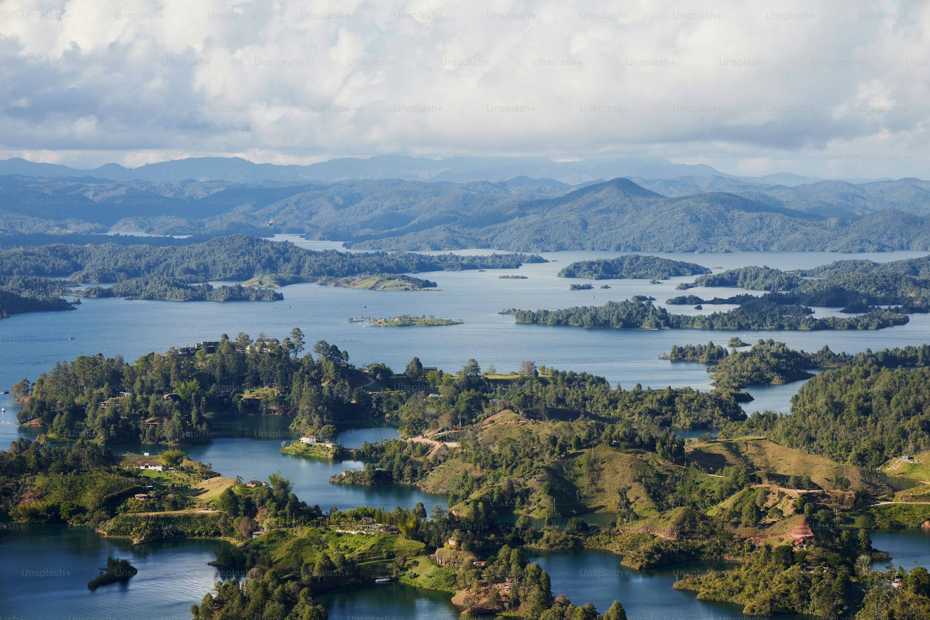 3000x2001 Guatape Picture. Download Free Image