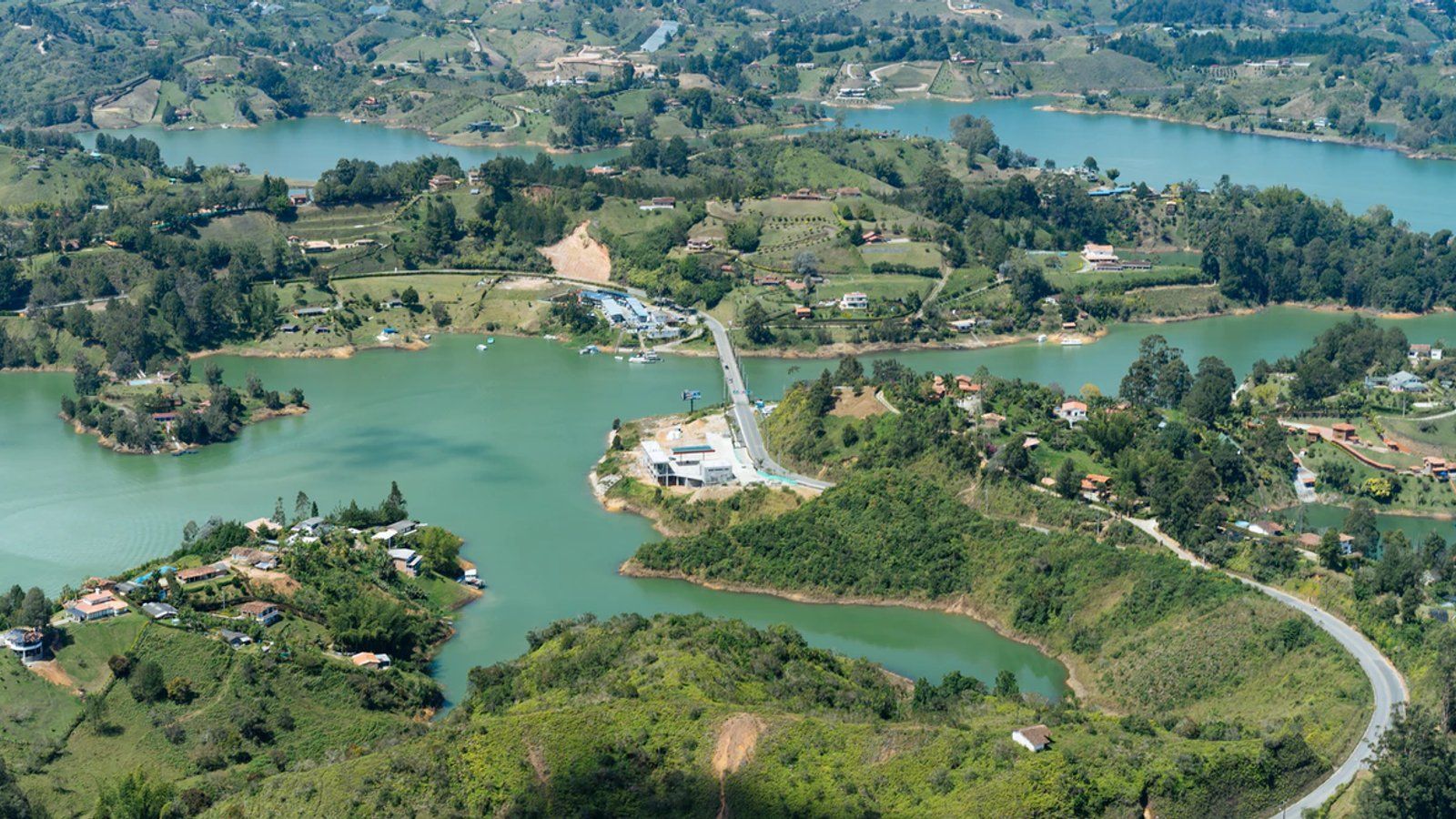 1600x900 Adventure & Outdoors In Guatapé For 2025 2026