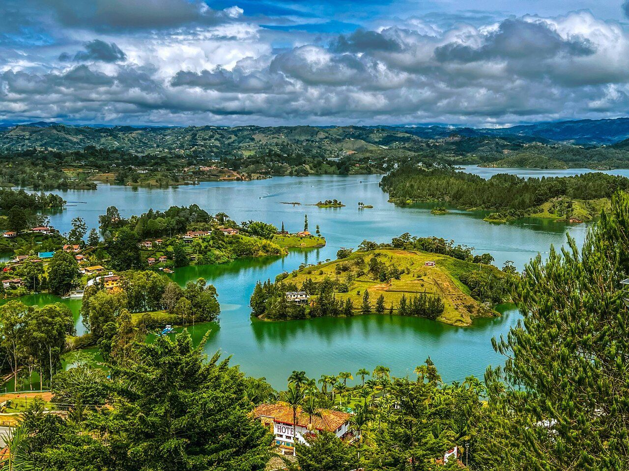 1280x960 Day Trip To Guatapé with , Breakfast, Lunch and Boat Ride 2025ín