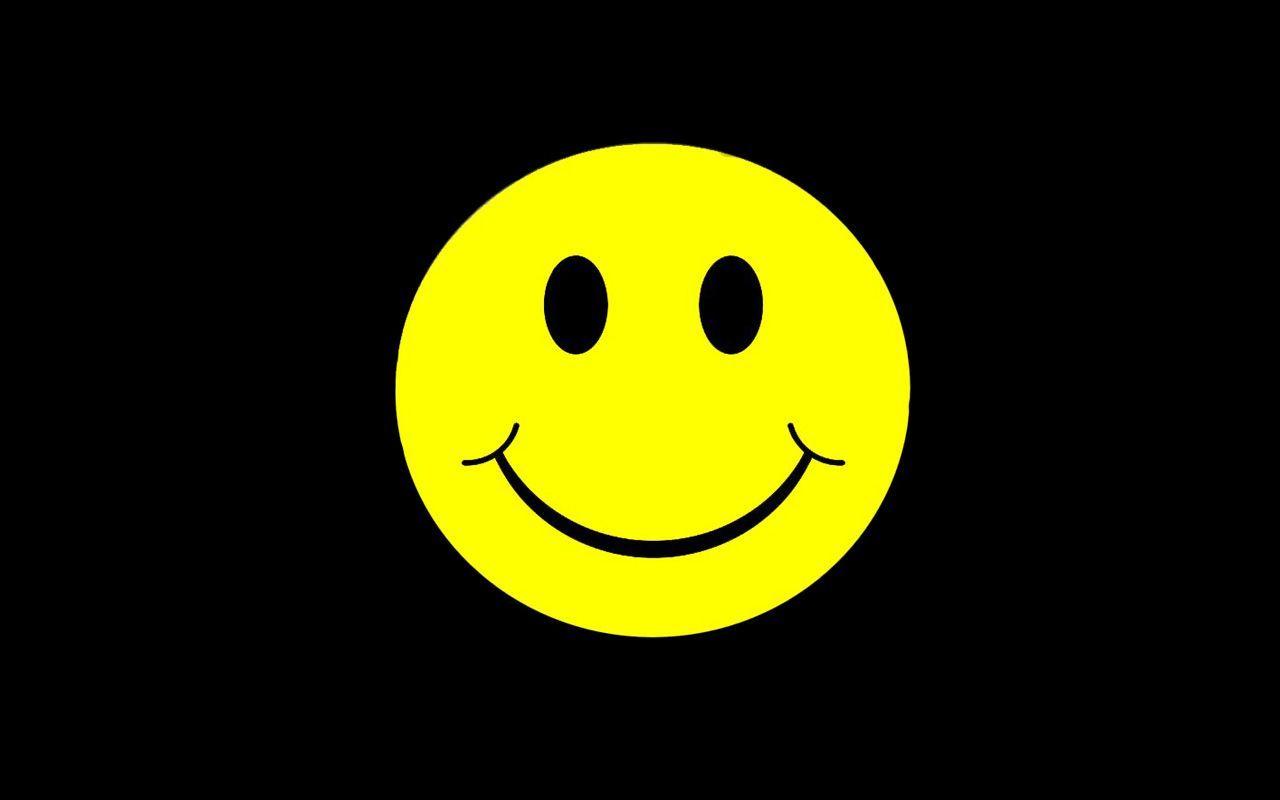 Big Smiley Face Wallpapers Top Free Big Smiley Face Backgrounds Wallpaperaccess