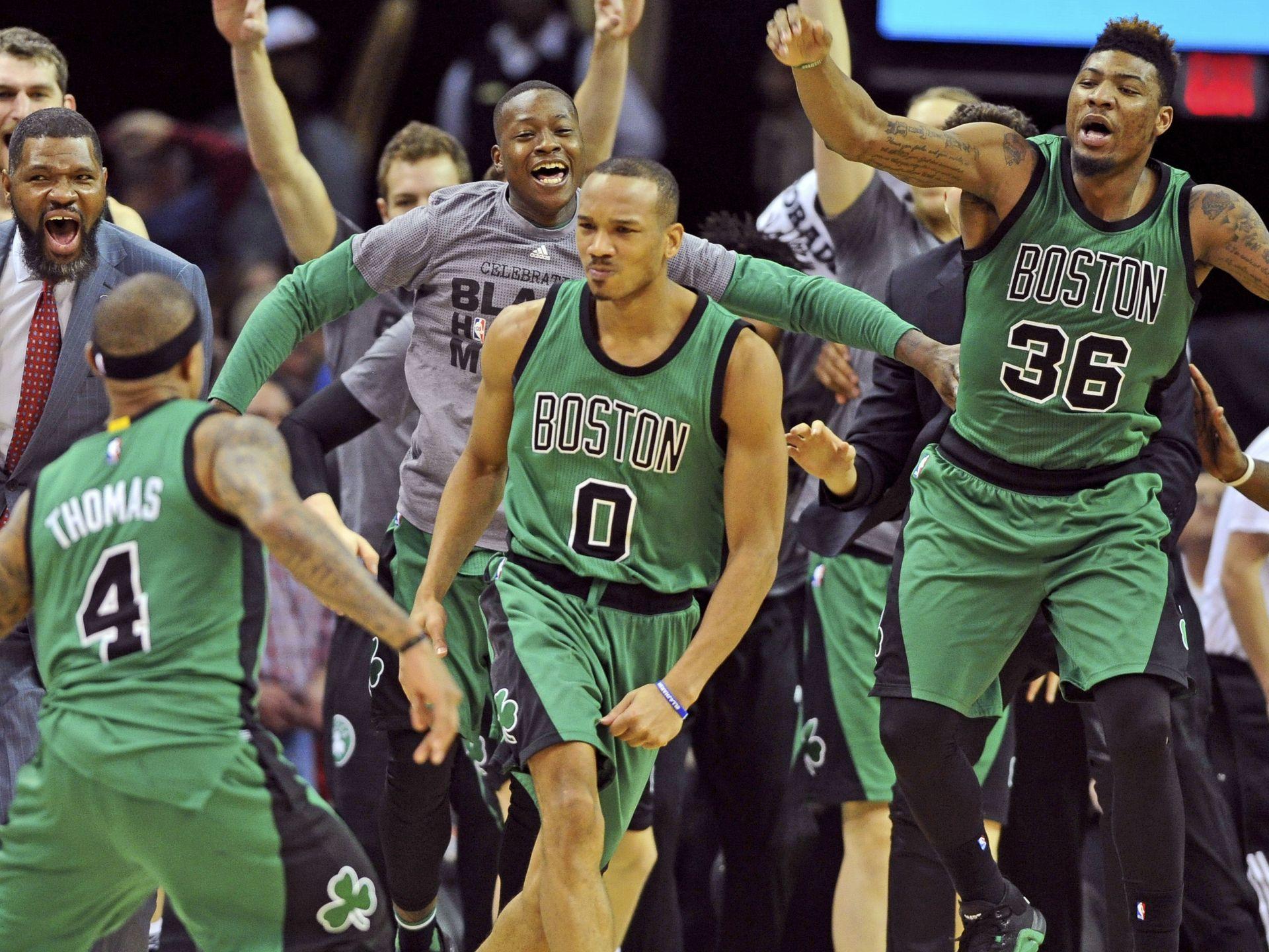 1920x1440 Feb. 2016: Celtics guard Avery Bradley (0) celebrates his game