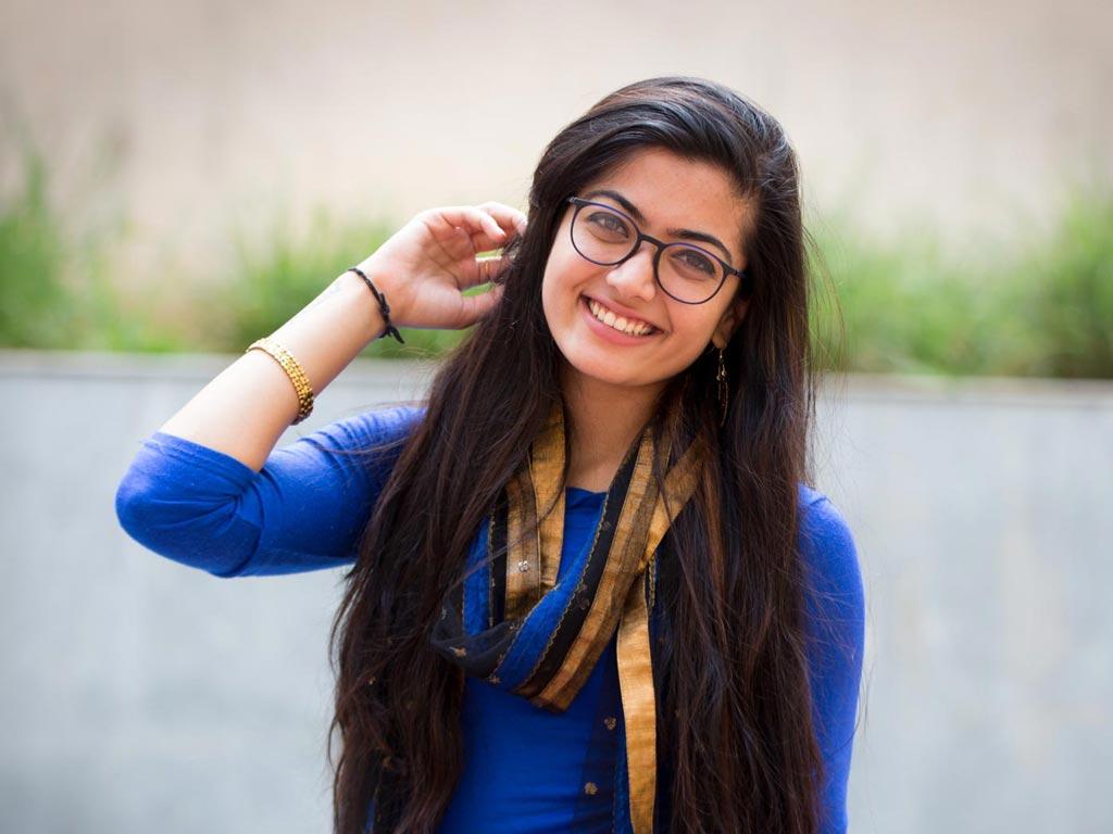 1024x768 Rashmika Mandanna HD Wallpaper Image Photo HD Download