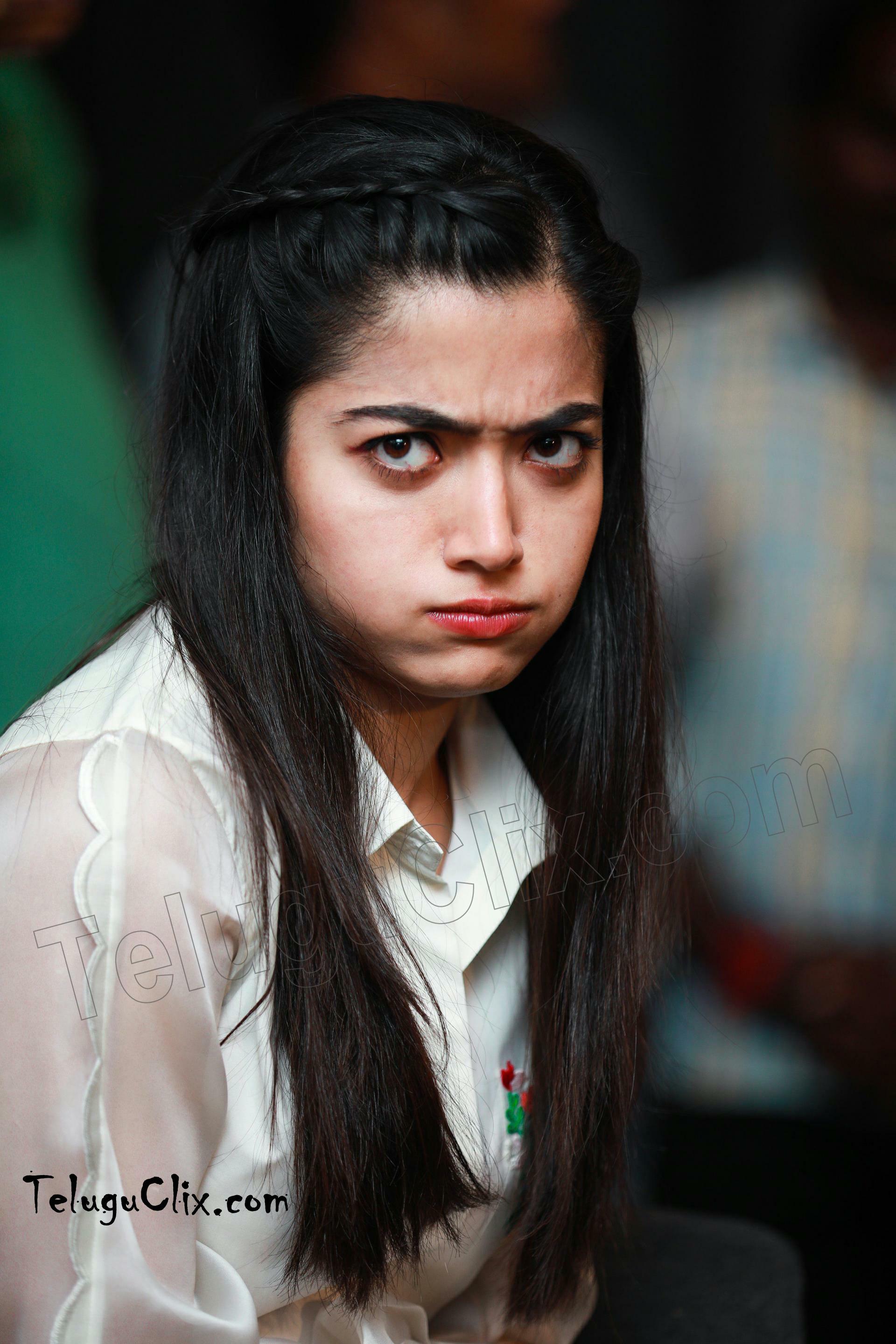 1920x2880 Rashmika Mandanna Cute HD image Latest Photo HQ Pics Stills