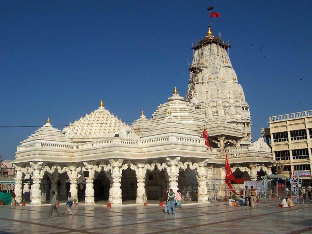 1024x768 Ambaji, where the heart of Sati fell
