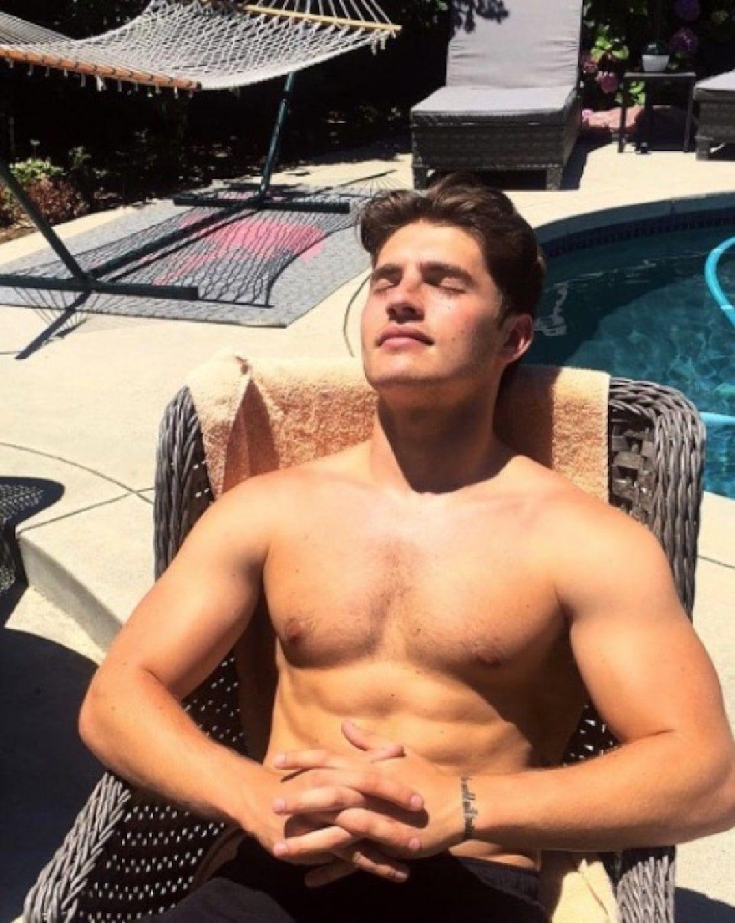 Gregg Sulkin Wallpapers - Top Free Gregg Sulkin Backgrounds
