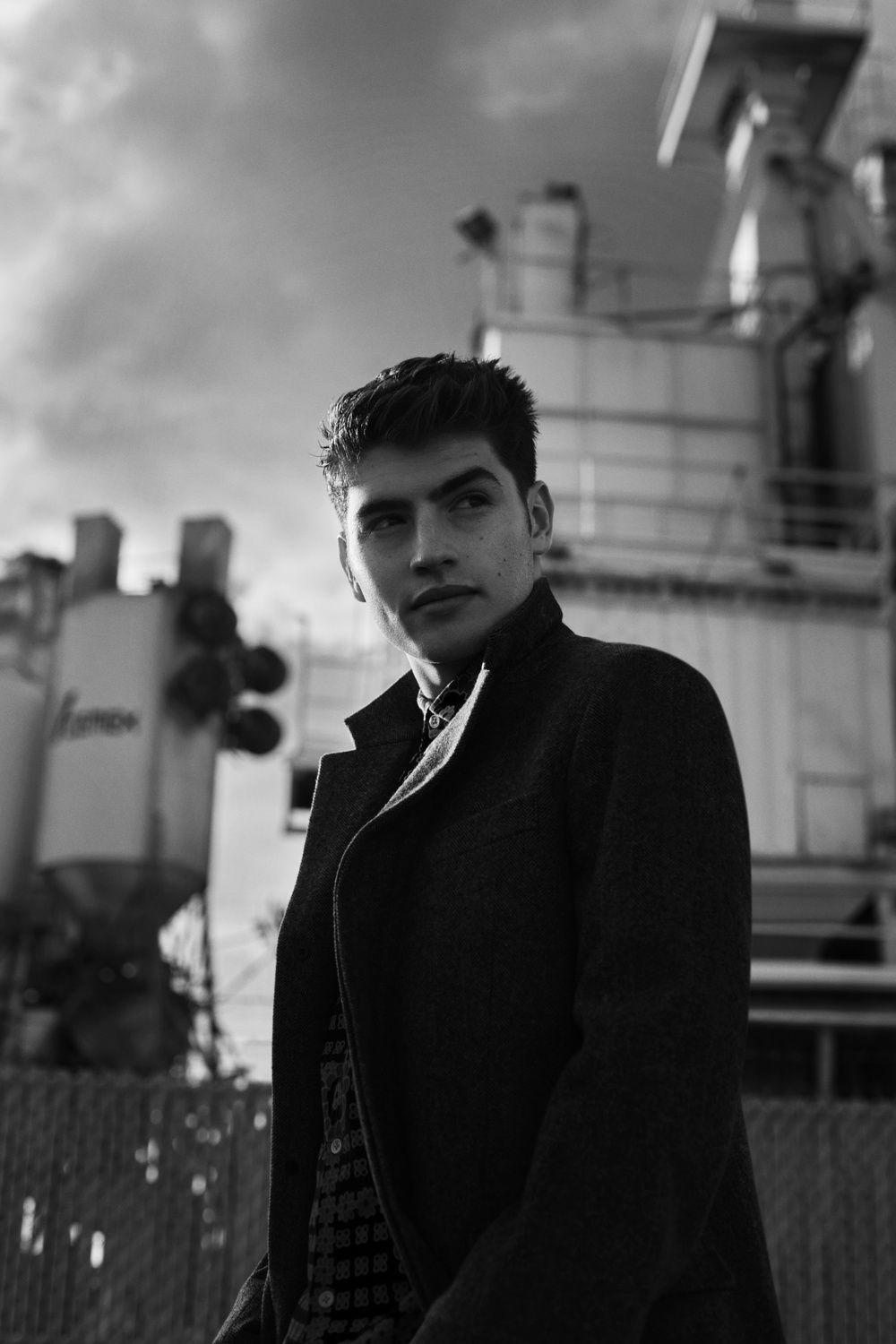 Gregg Sulkin Wallpapers - Top Free Gregg Sulkin Backgrounds