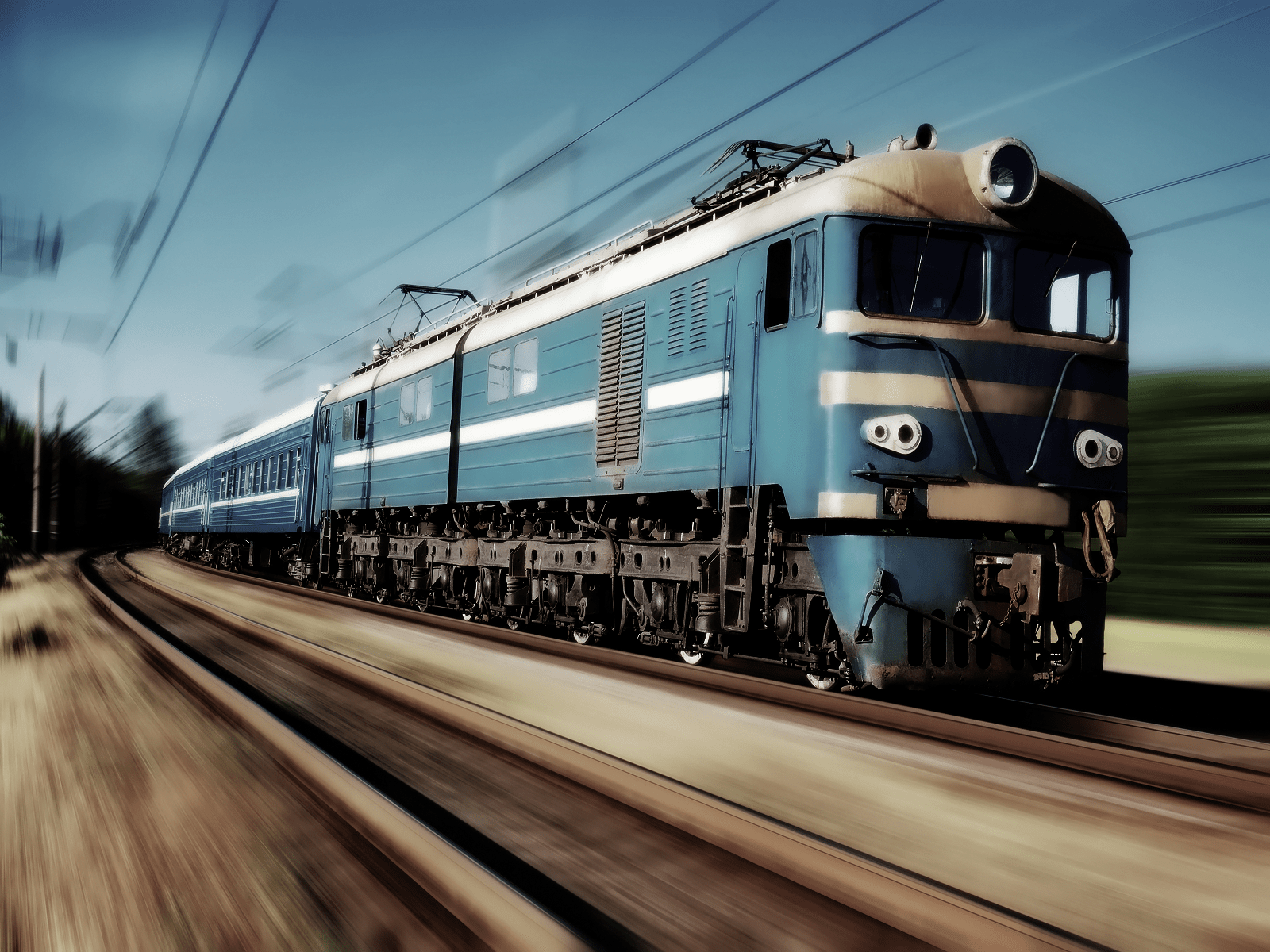 1600x1200 Train Wallpaper HD