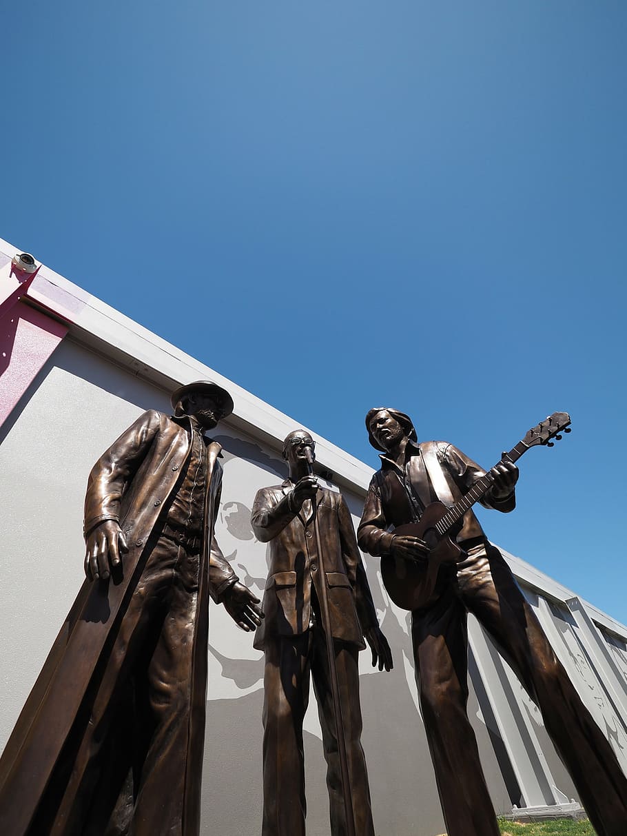 910x1213 HD wallpaper: bee gees, statue, brisbane, queensland, australia