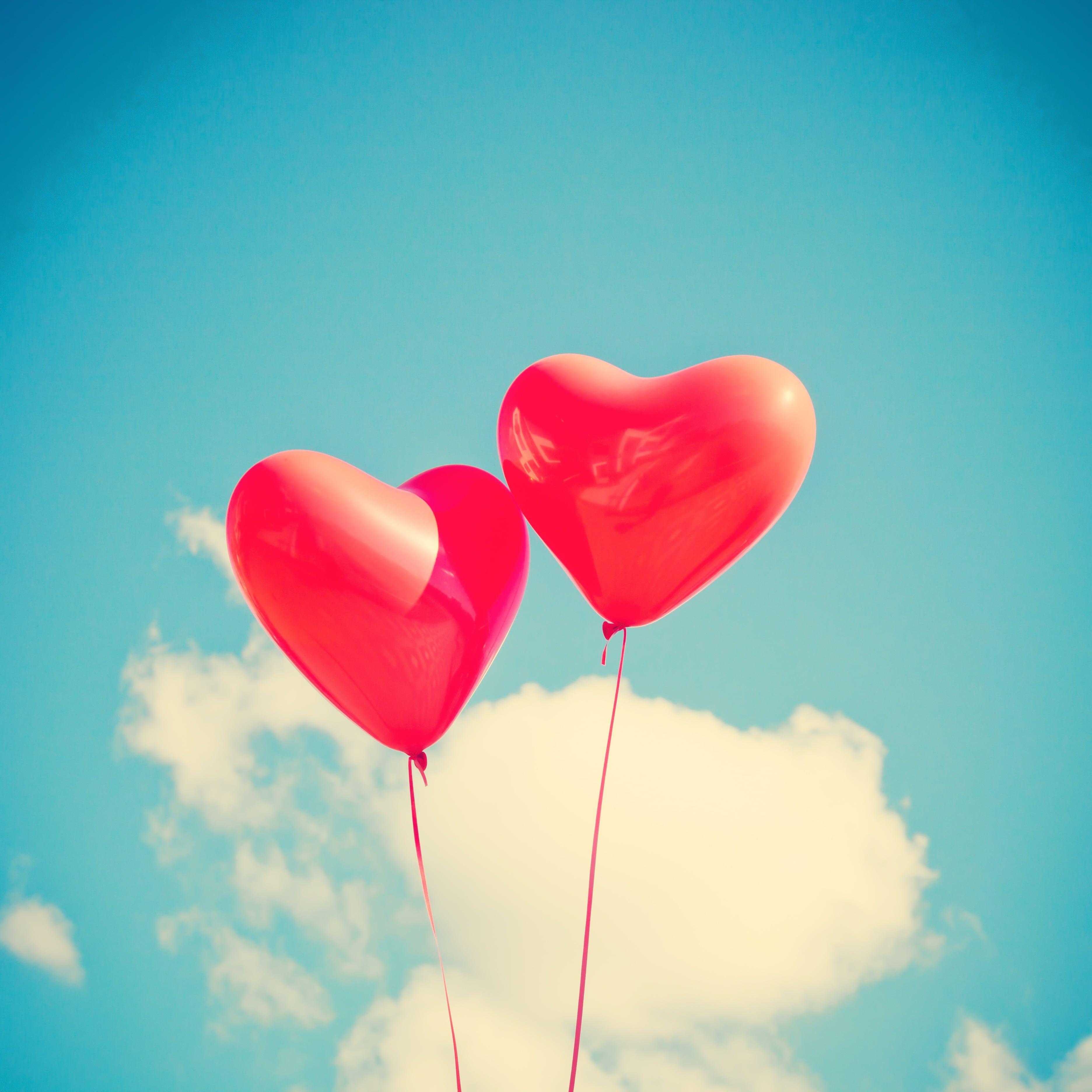 3744x3744 Sky Heart Shaped Balloons