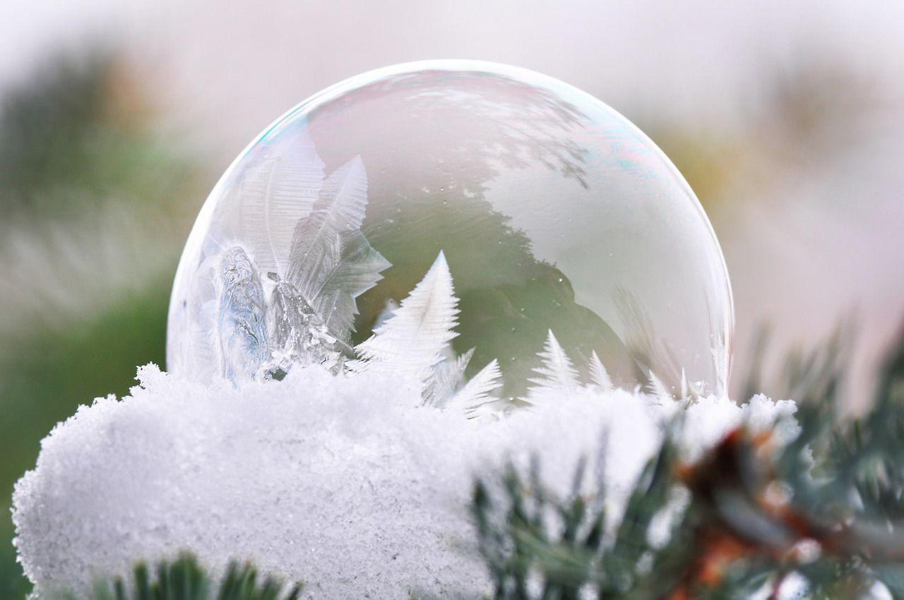 1280x850 Freezing Soap Bubble Wallpaper. (1920x1080)