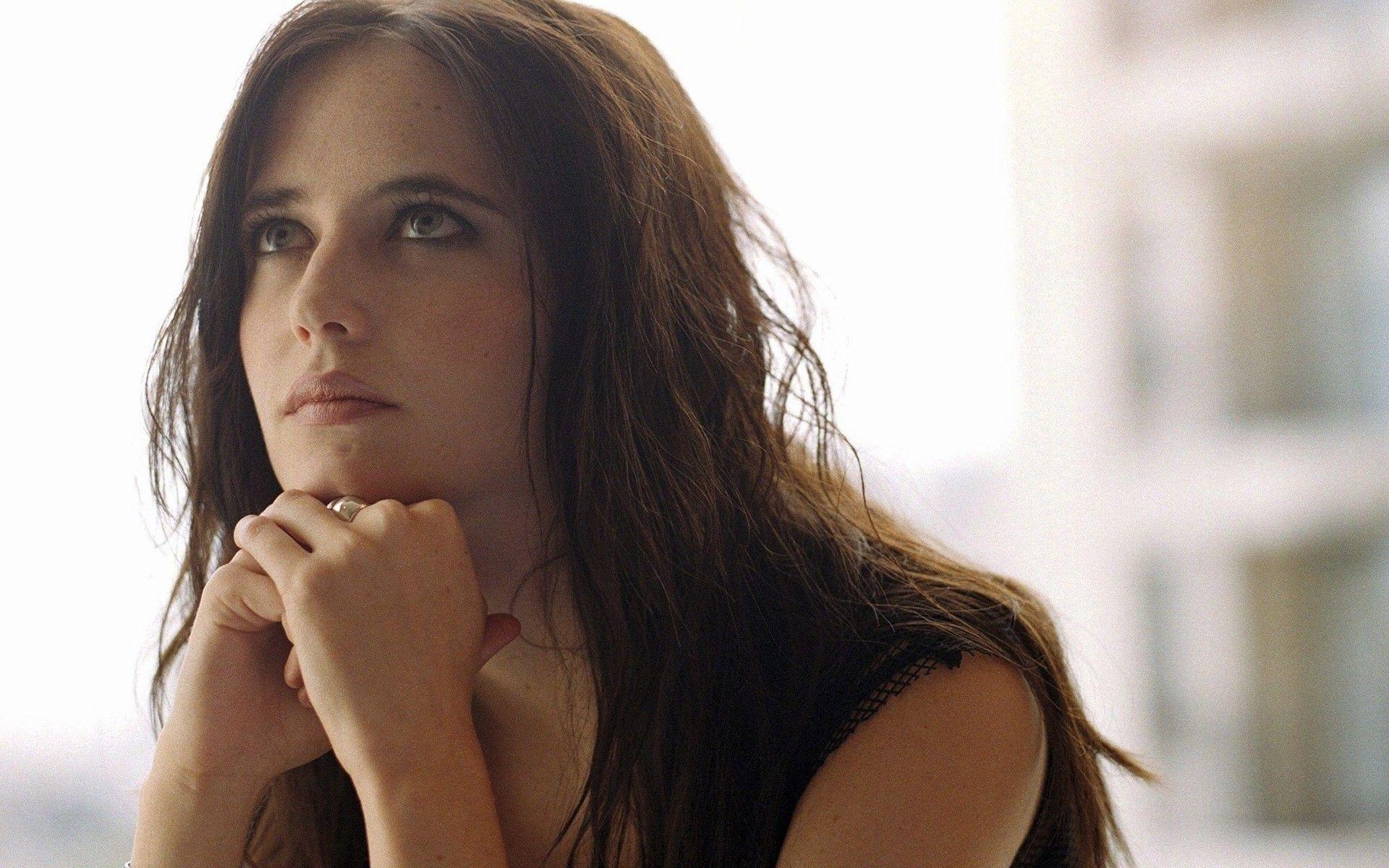 1920x1200 Free download Eva Green HD Wallpaper [1920x1200] for your Desktop