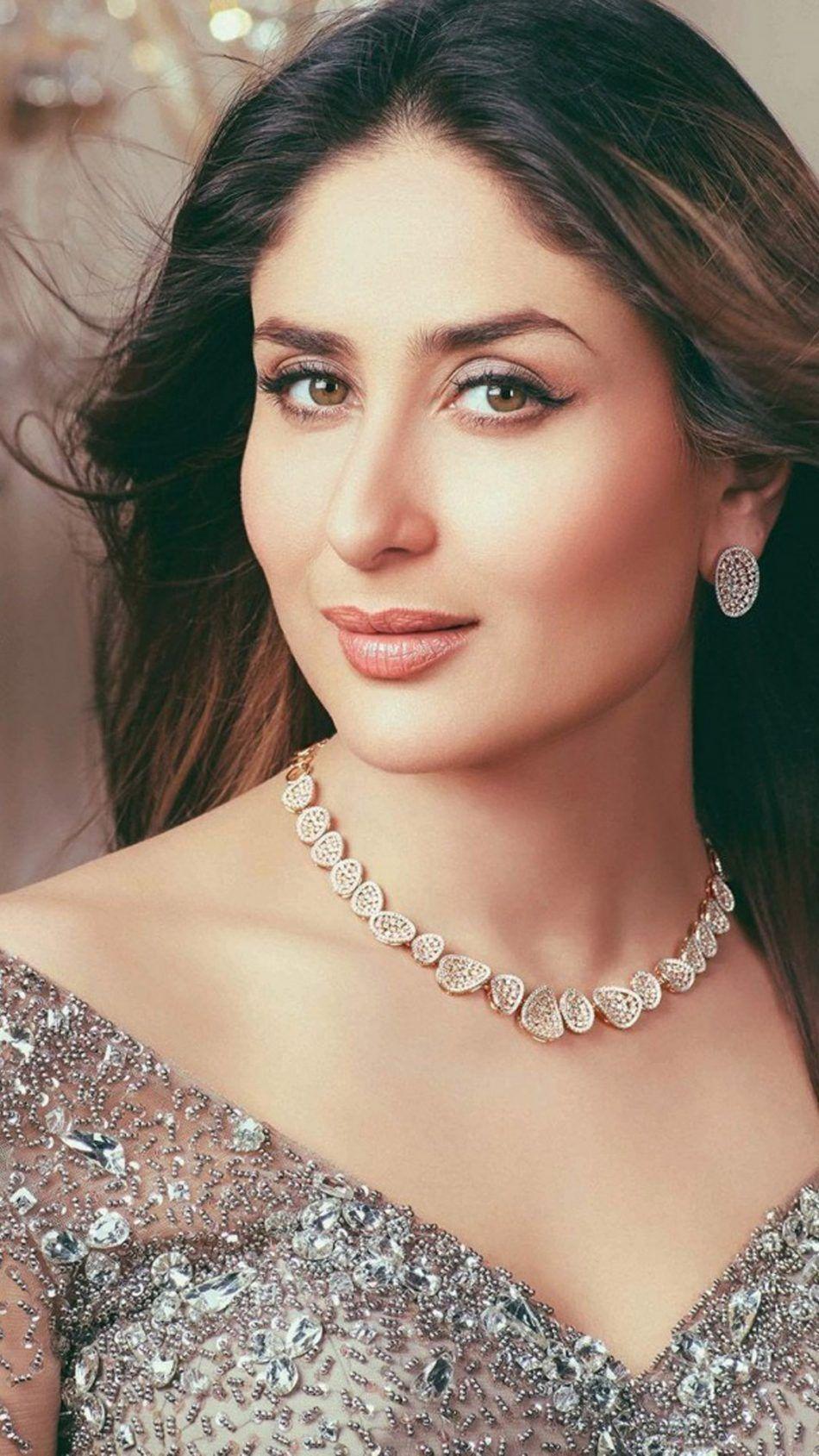 950x1689 Gorgeous Kareena Kapoor 2018 Photohoot. Kareena kapoor, Kareena