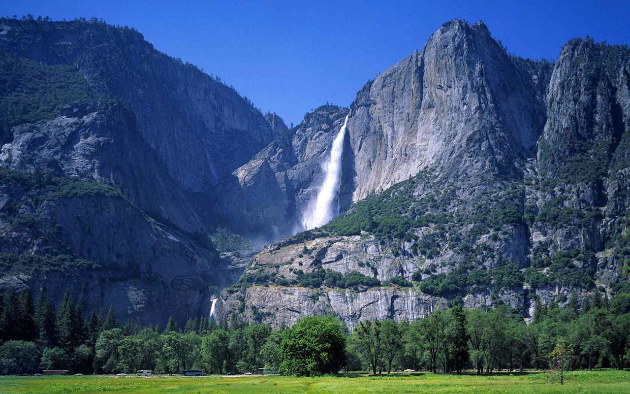 Mountain Waterfall Wallpapers Top Free Mountain Waterfall Backgrounds Wallpaperaccess